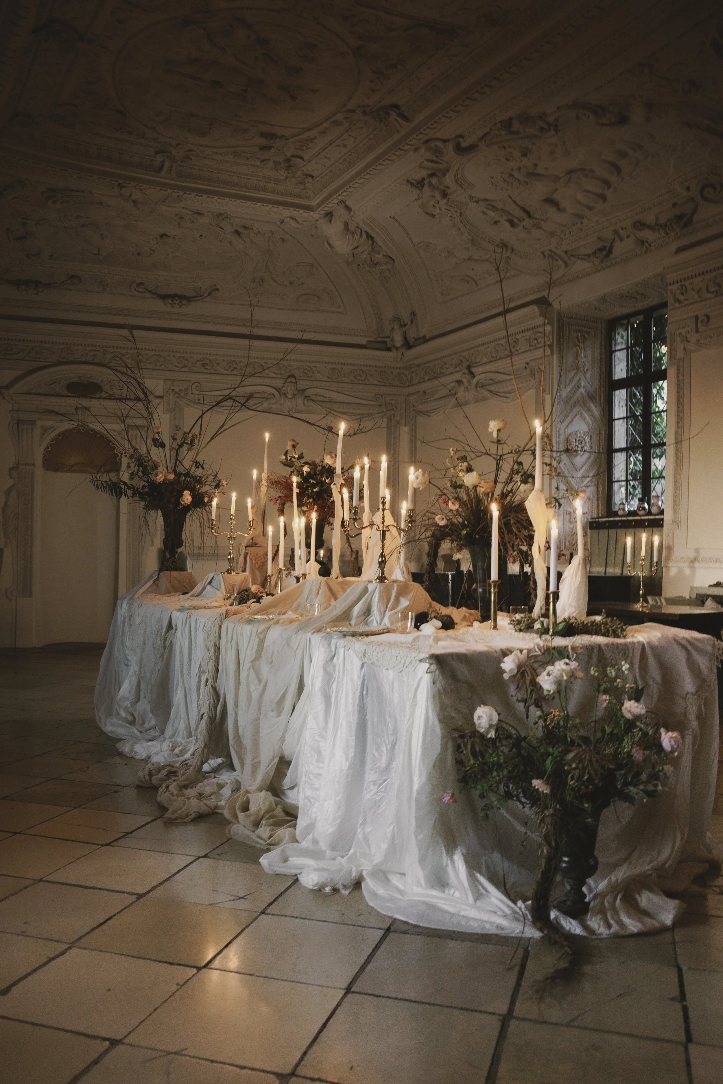 Burg Bernstein | Editorial