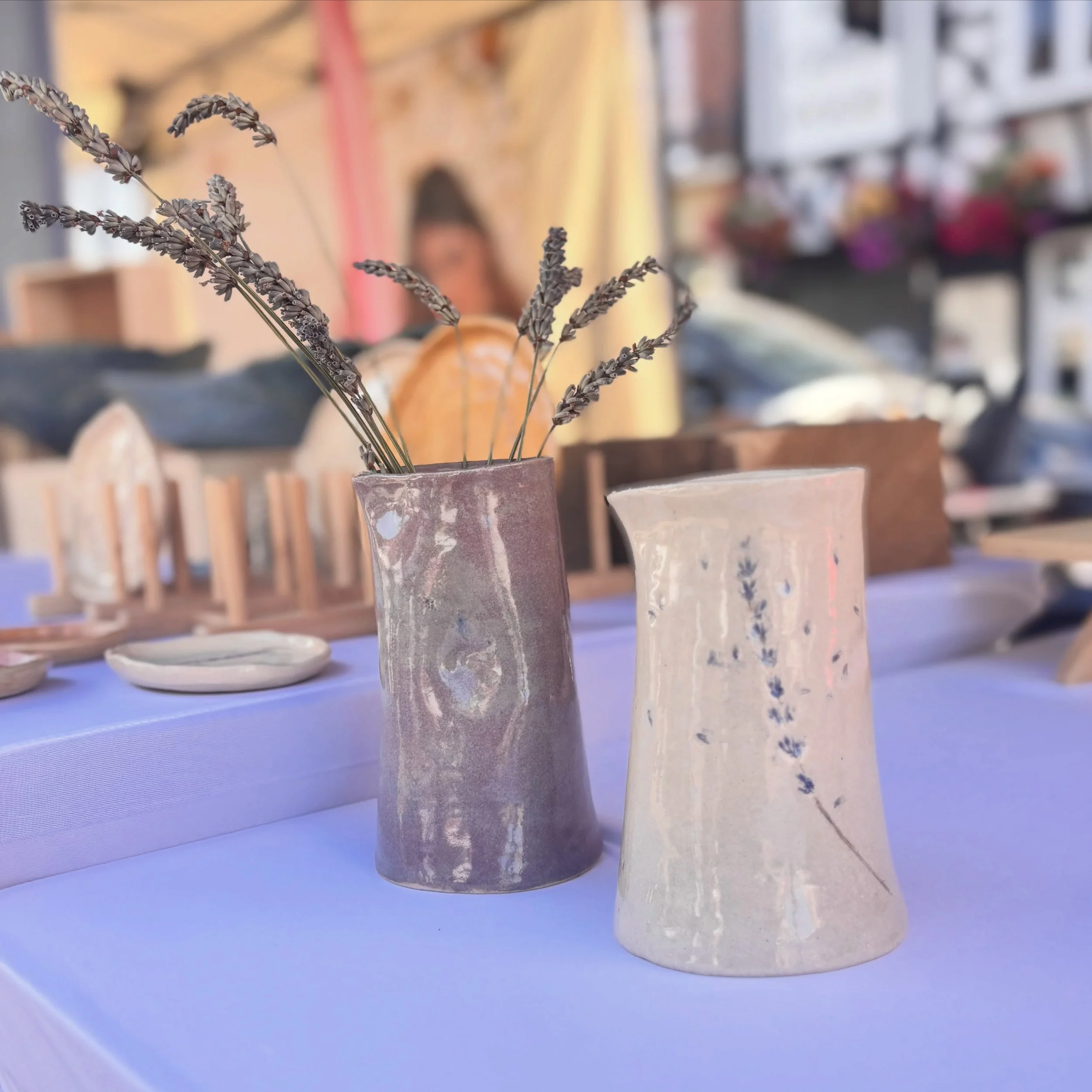 Recent piccies of my work ☺️ loved making the jugs: so pleased the lavender one worked well- gonna go bigger next time I make them!

Really happy with the glaze on the cups ☺️

Pre bisque - pots drying out in the sun ☀️

Just before I popped the kiln