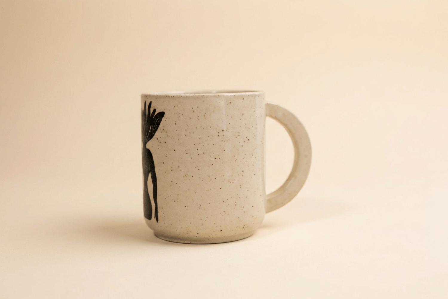 Tasse - Femme Fleur - Profil.png