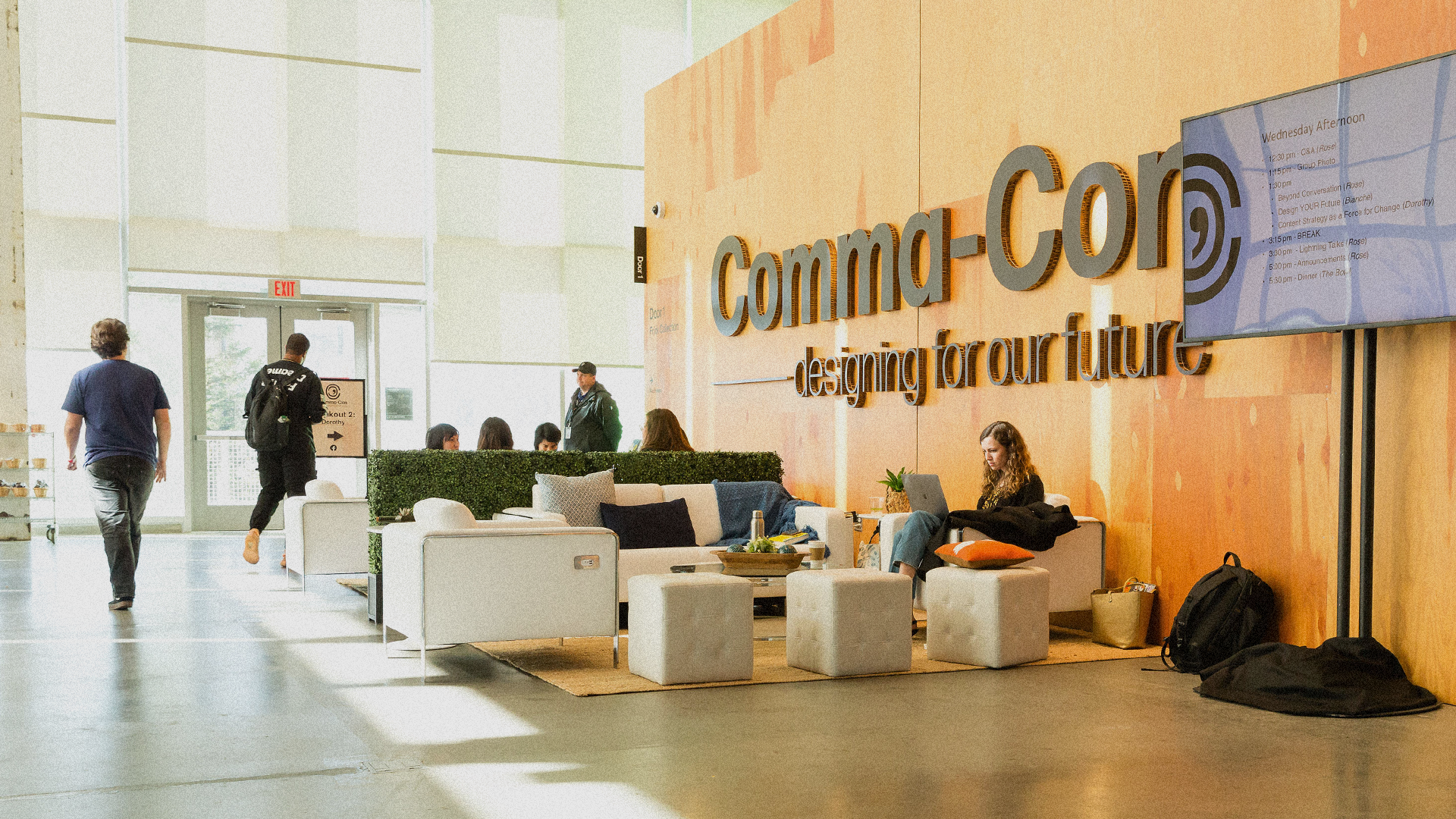 Comma-Con
