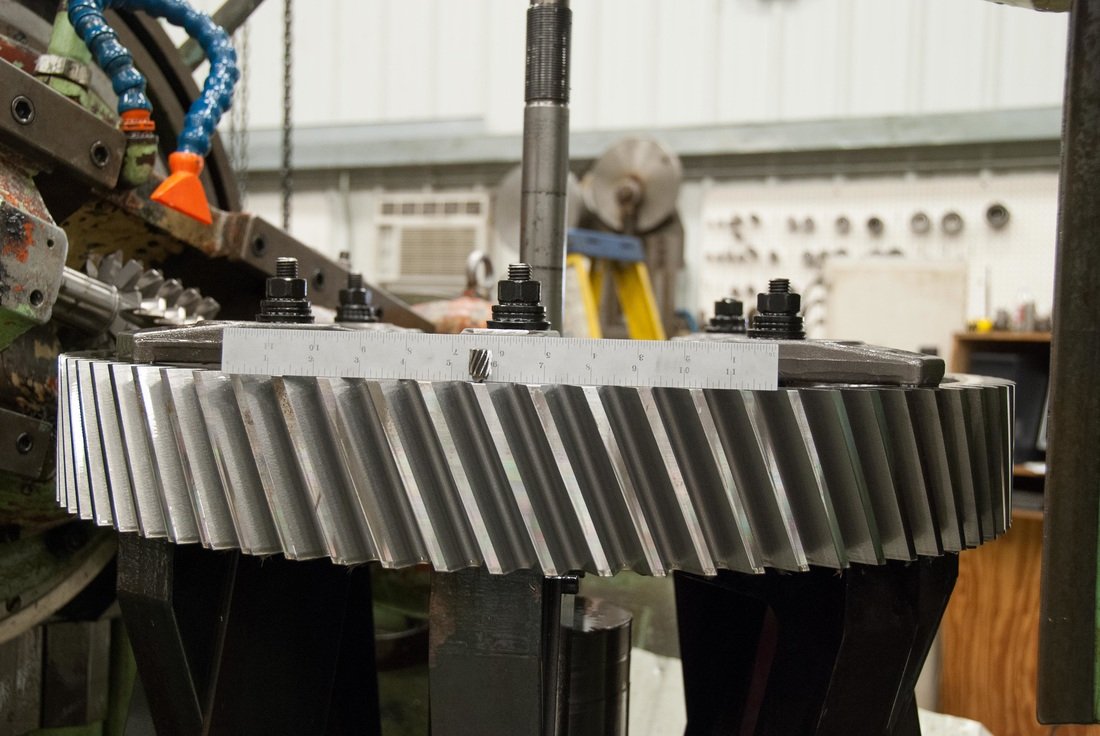 Helical Gear Hobbing