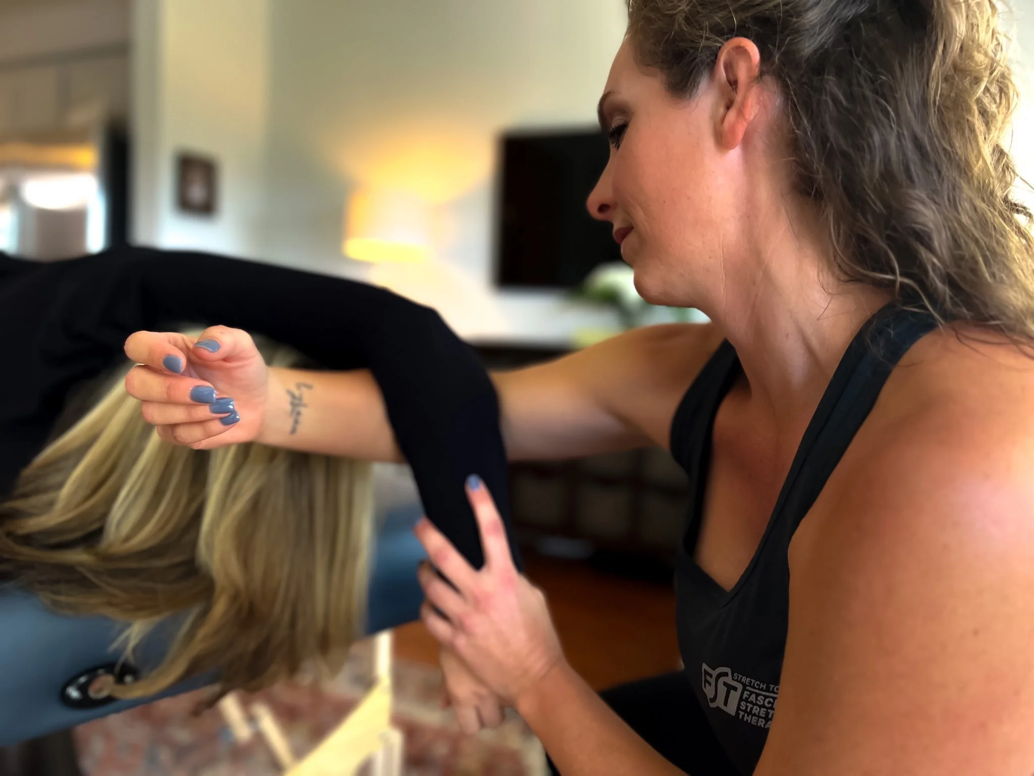 Fascia stretch therapy for athletes and high performers