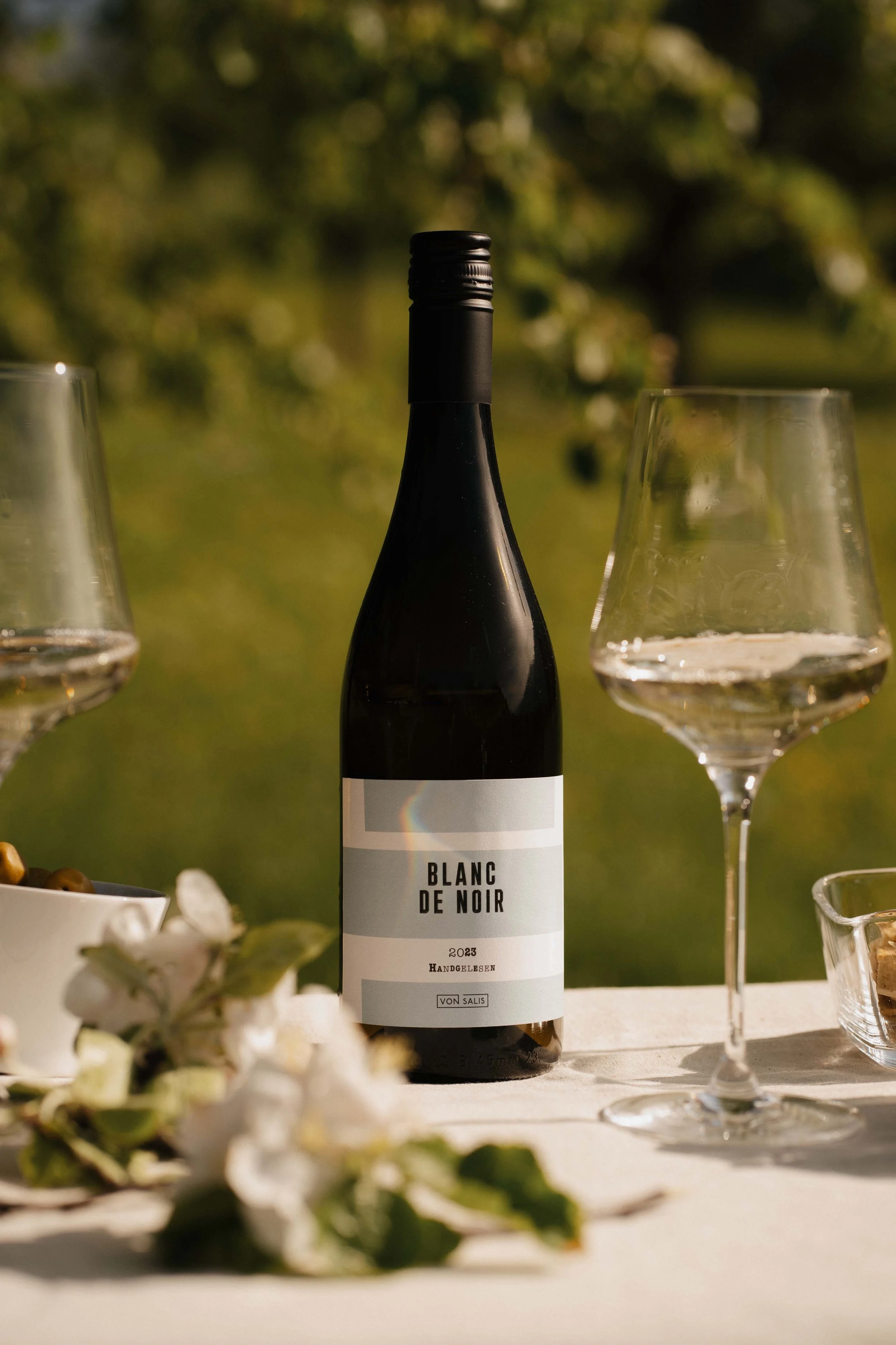 Blanc de Noir, von Salis Wein