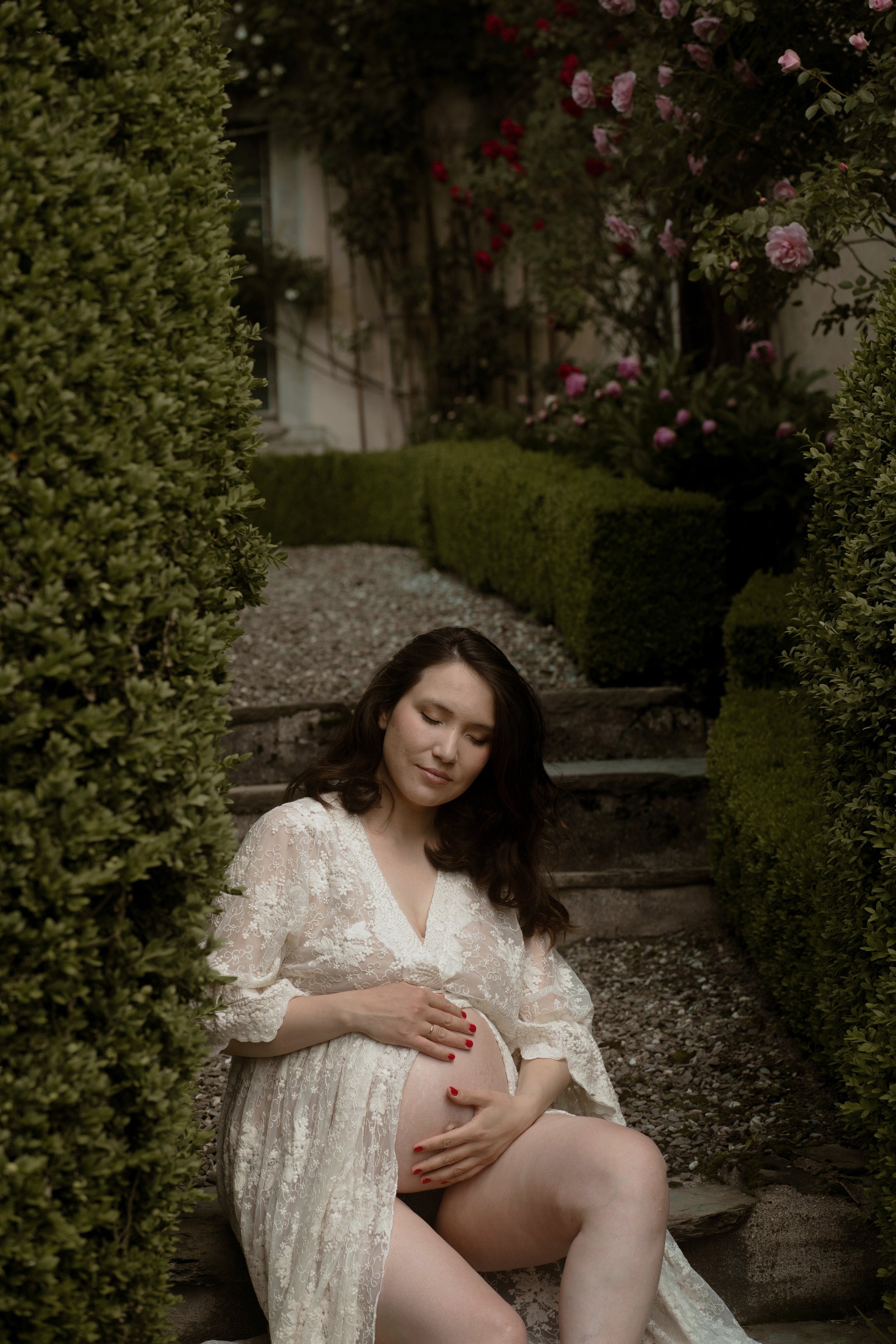 DSC08584-Schwangerschaftsshooting-Maternity-Graubünden-piroskastories.jpg