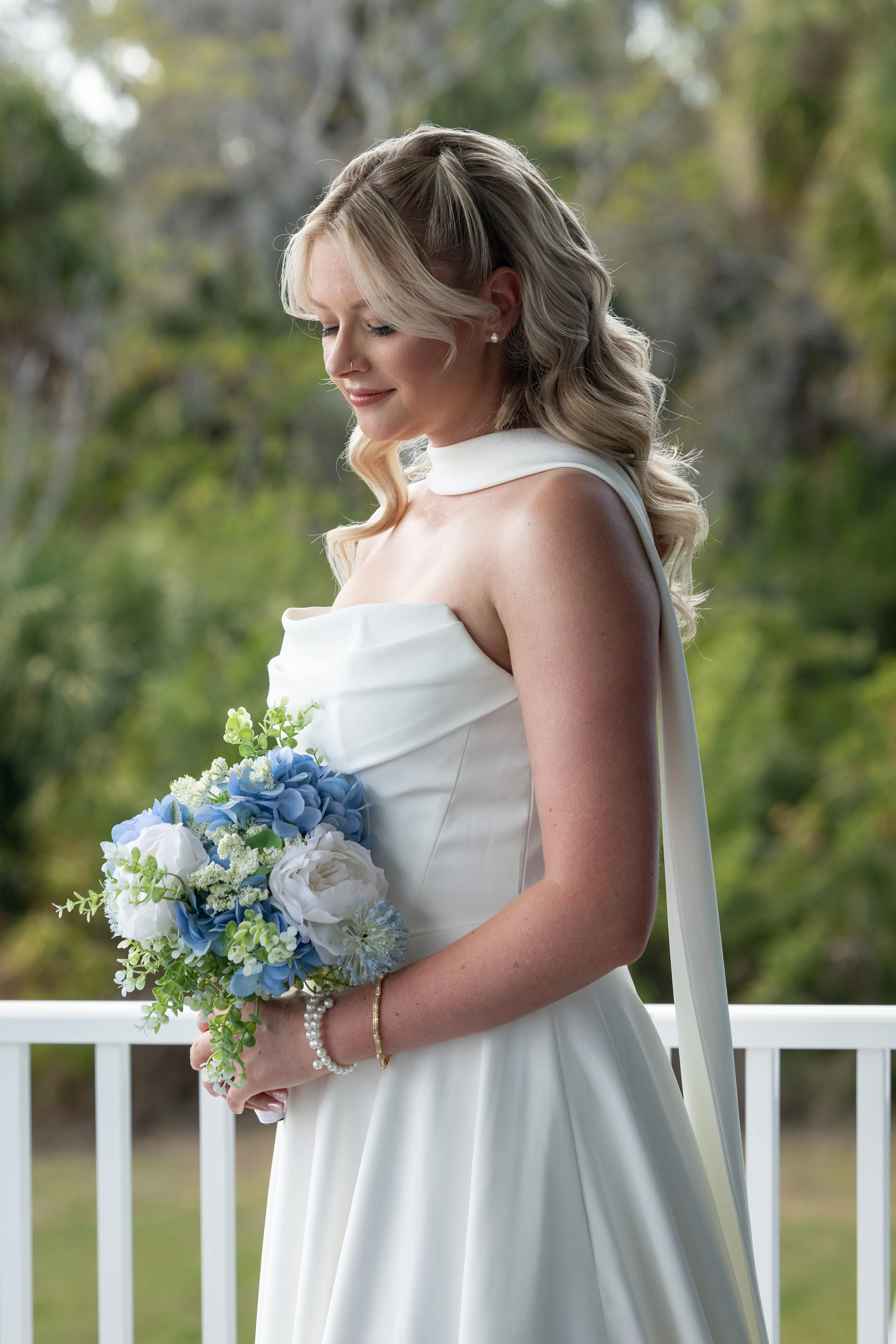 Emily Kyle Beauty, Tampa Bridal Hair and Makeup Artist, Florida Bridal Hair and Makeup, Hollywood Glam Waves, Soft Glam Makeup Artist, Luxury Bridal Beauty, Destination Wedding Hair and Makeup, Tampa Bridal Hair