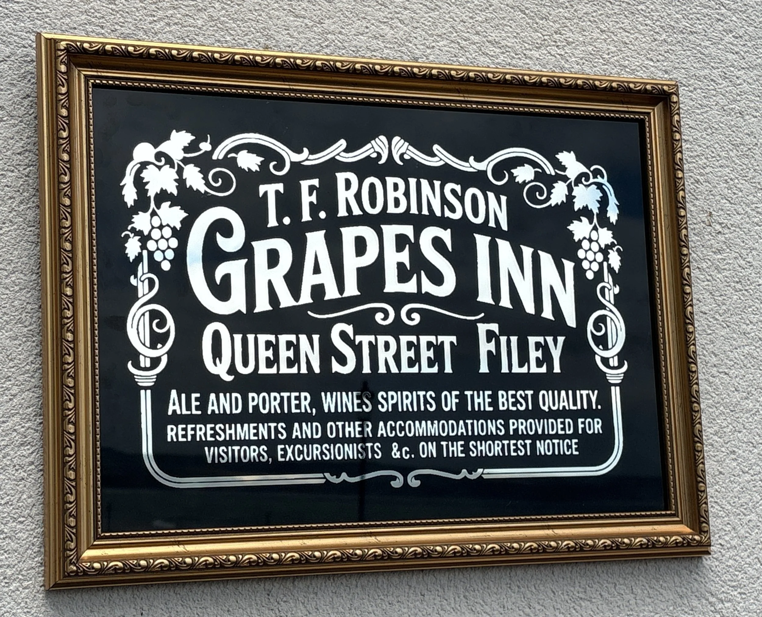 Grapes Inn - Filey