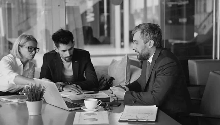Marketing consultants developing a customized digital marketing strategy focused on branding, SEO, website growth, analytics, and long-term business success.