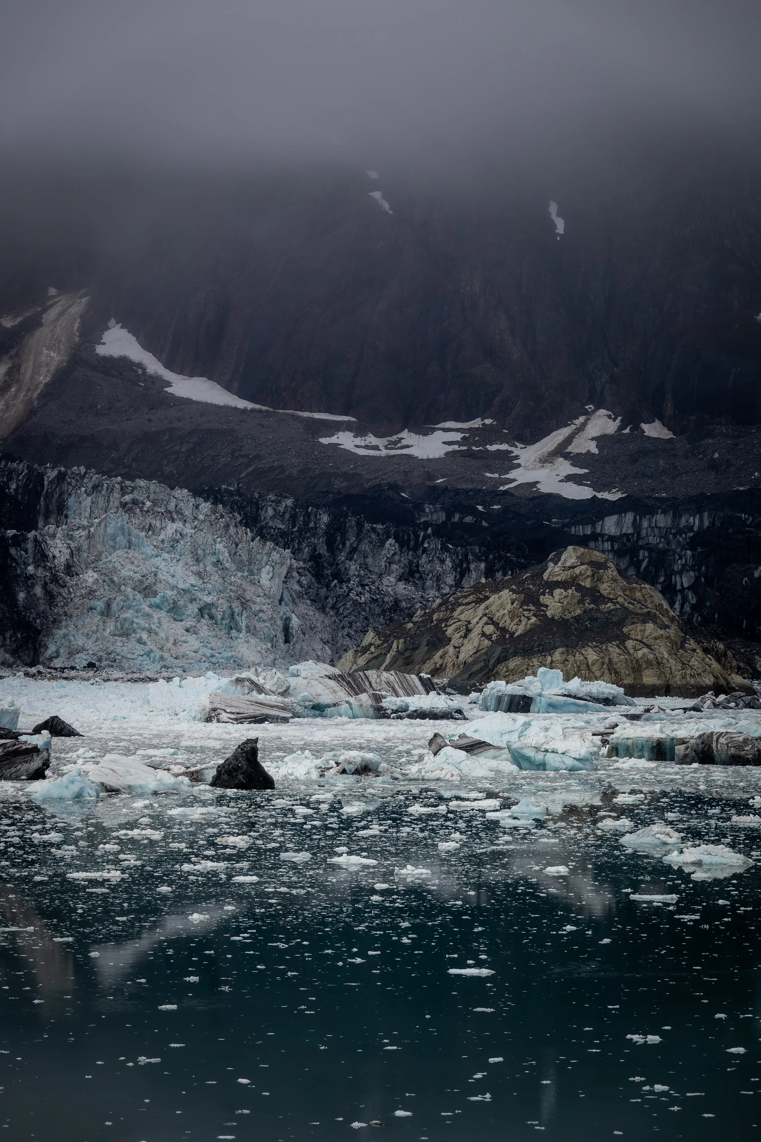 Alaska-glacier-2-2.jpg