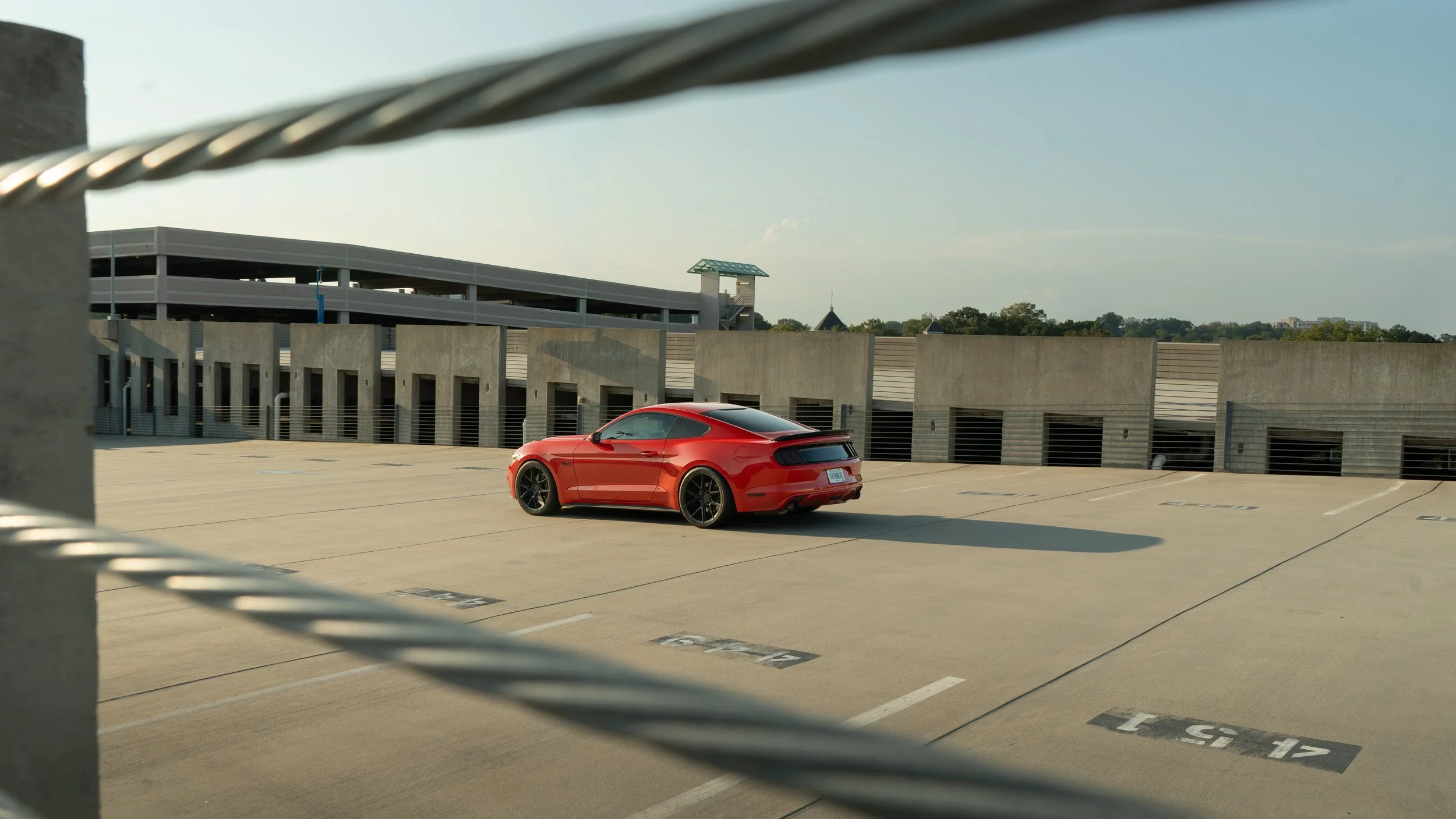 Ford Mustang GT: Parking Deck
