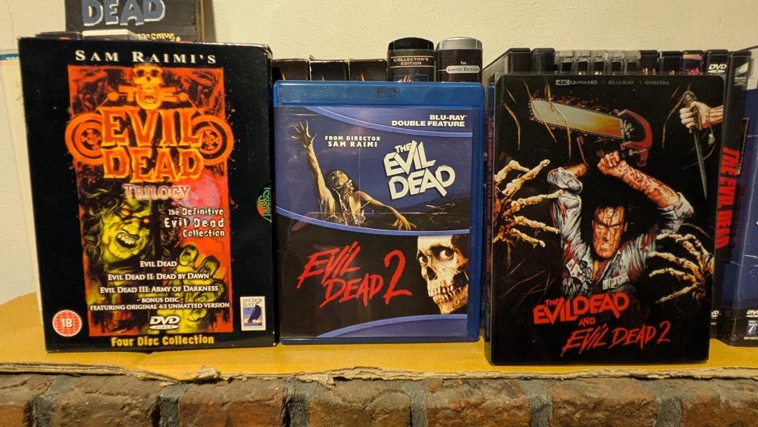 evil dead II 1.jpg