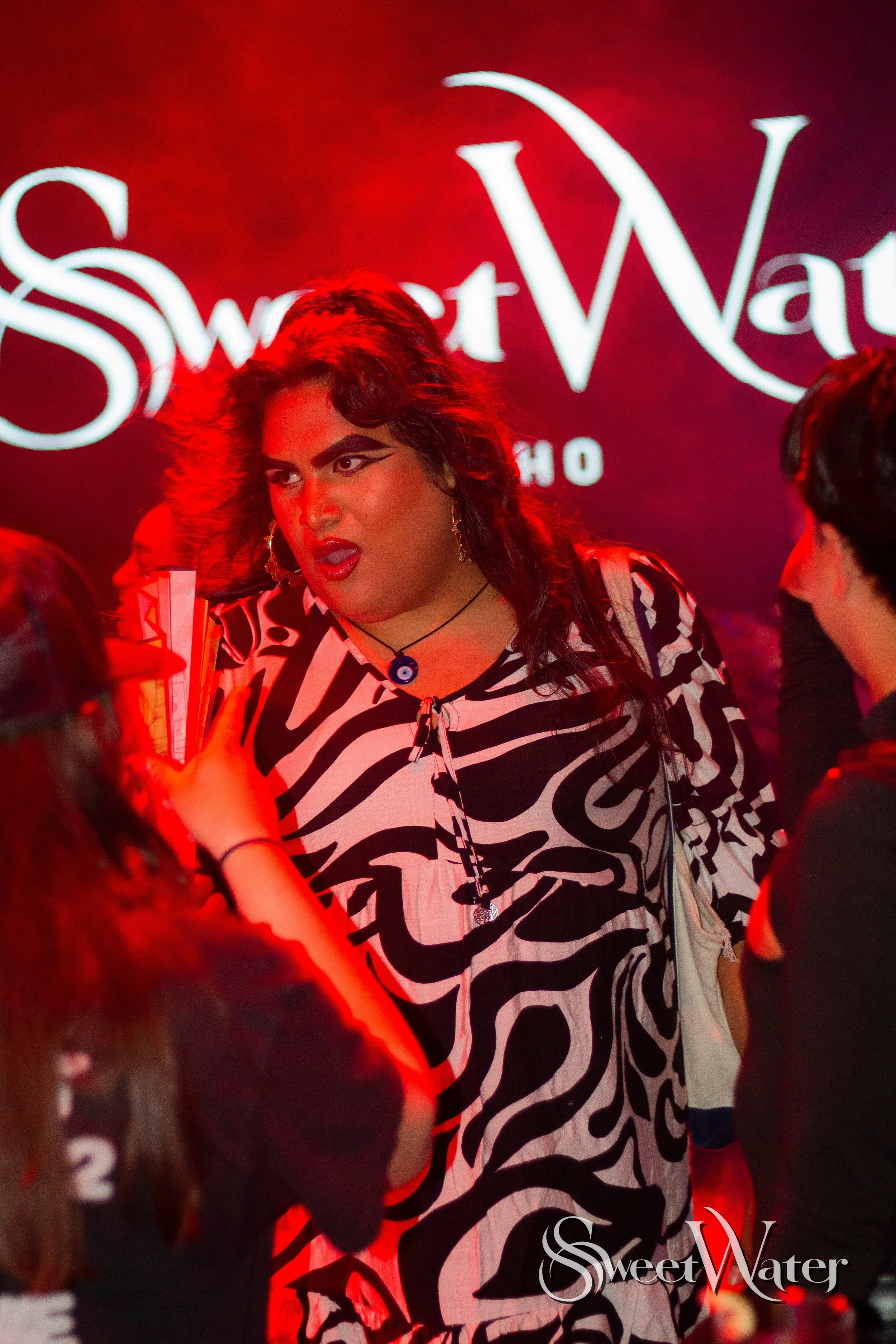 SWEETWATER S GRAND OPENING721.jpg