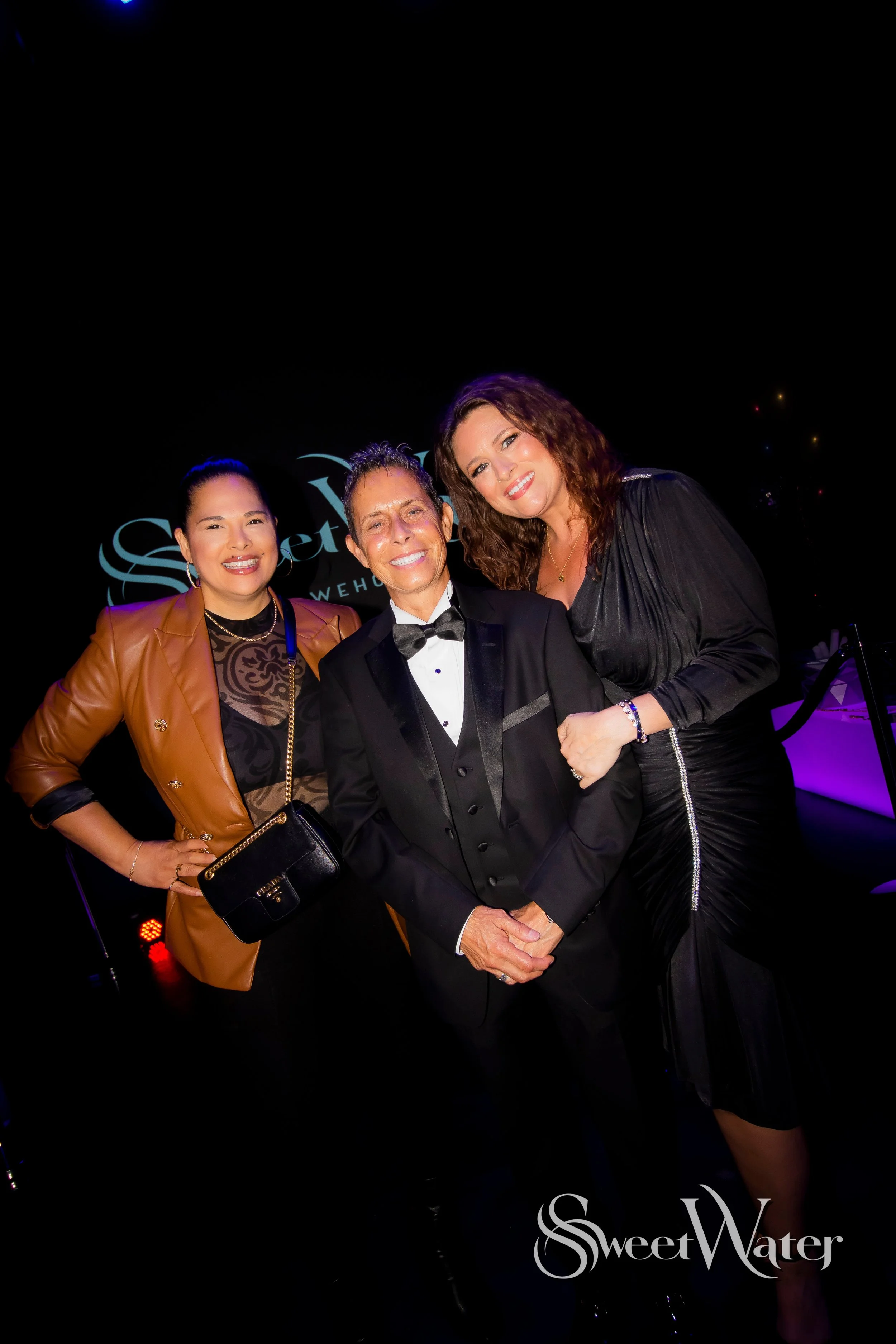 SWEETWATER S GRAND OPENING268.jpg