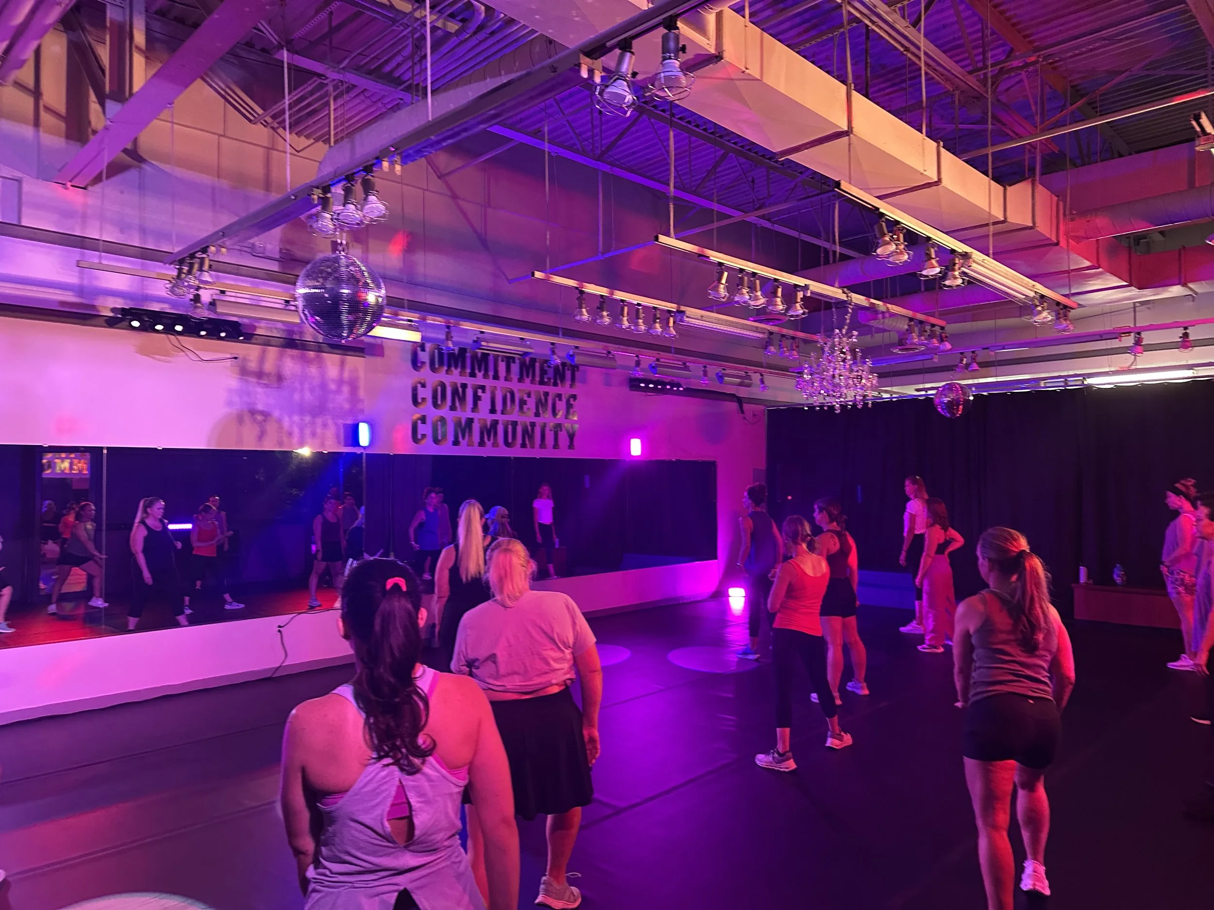 Dance studio full of dancers