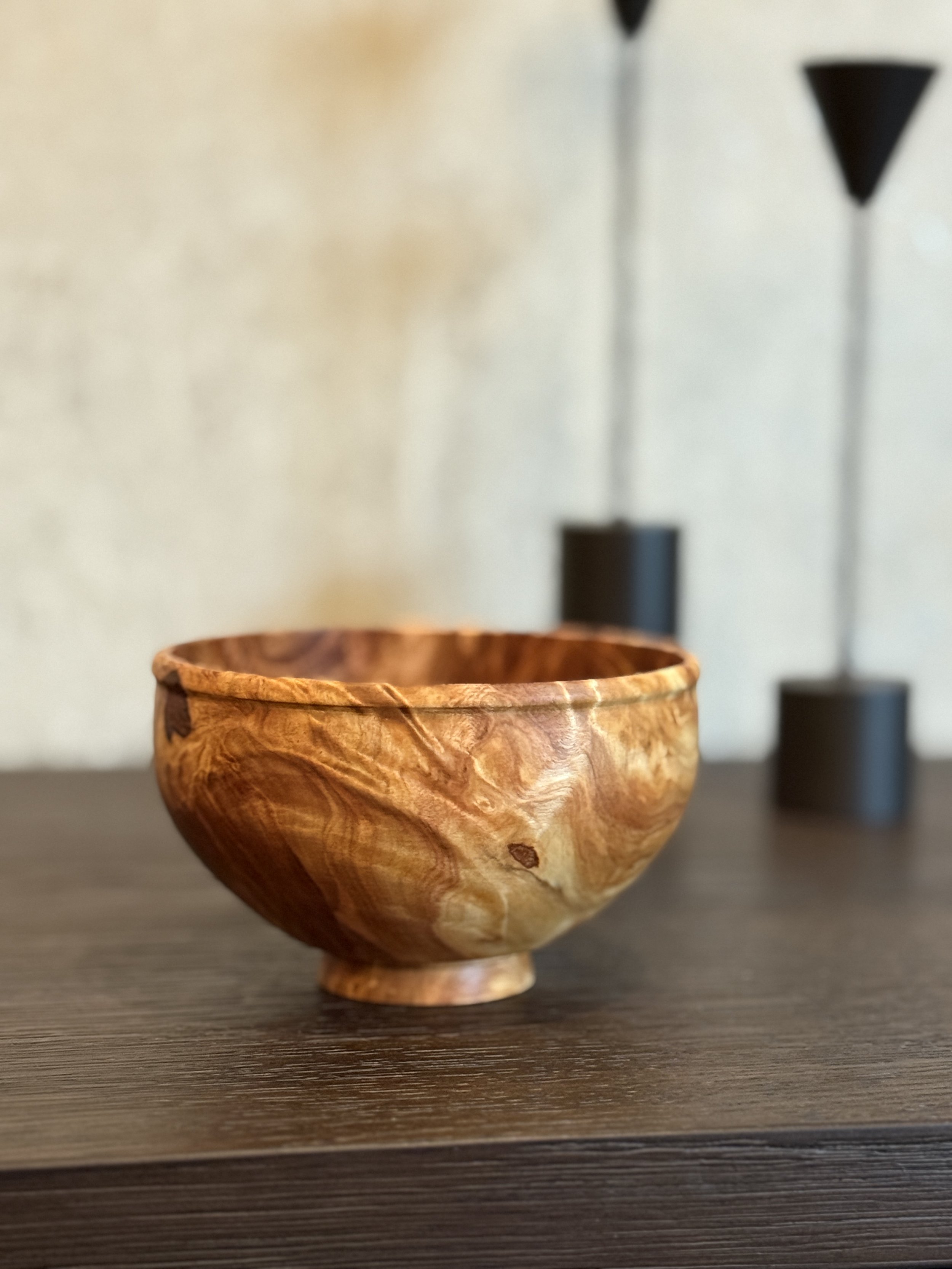 Decorative footed bowl