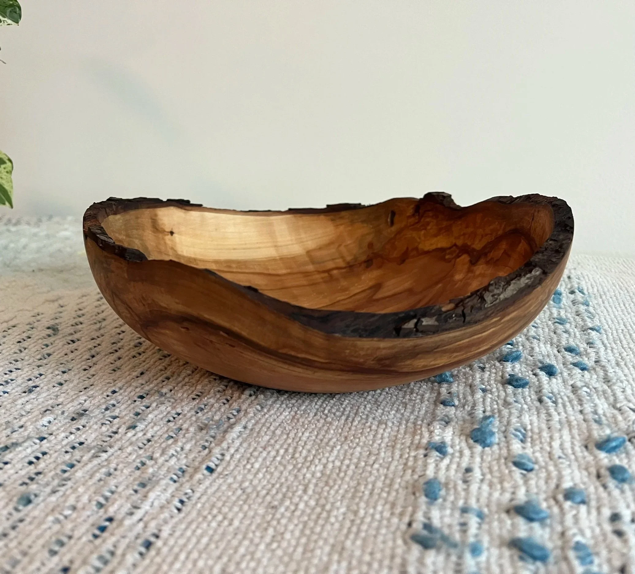 Live edge fruit bowl