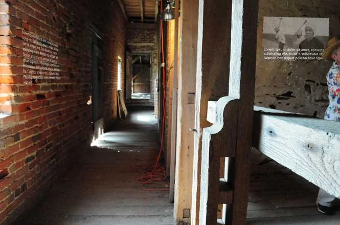 Oatlands pilot test of projected graphics in an architecturally sensitive area of the Carter barn
