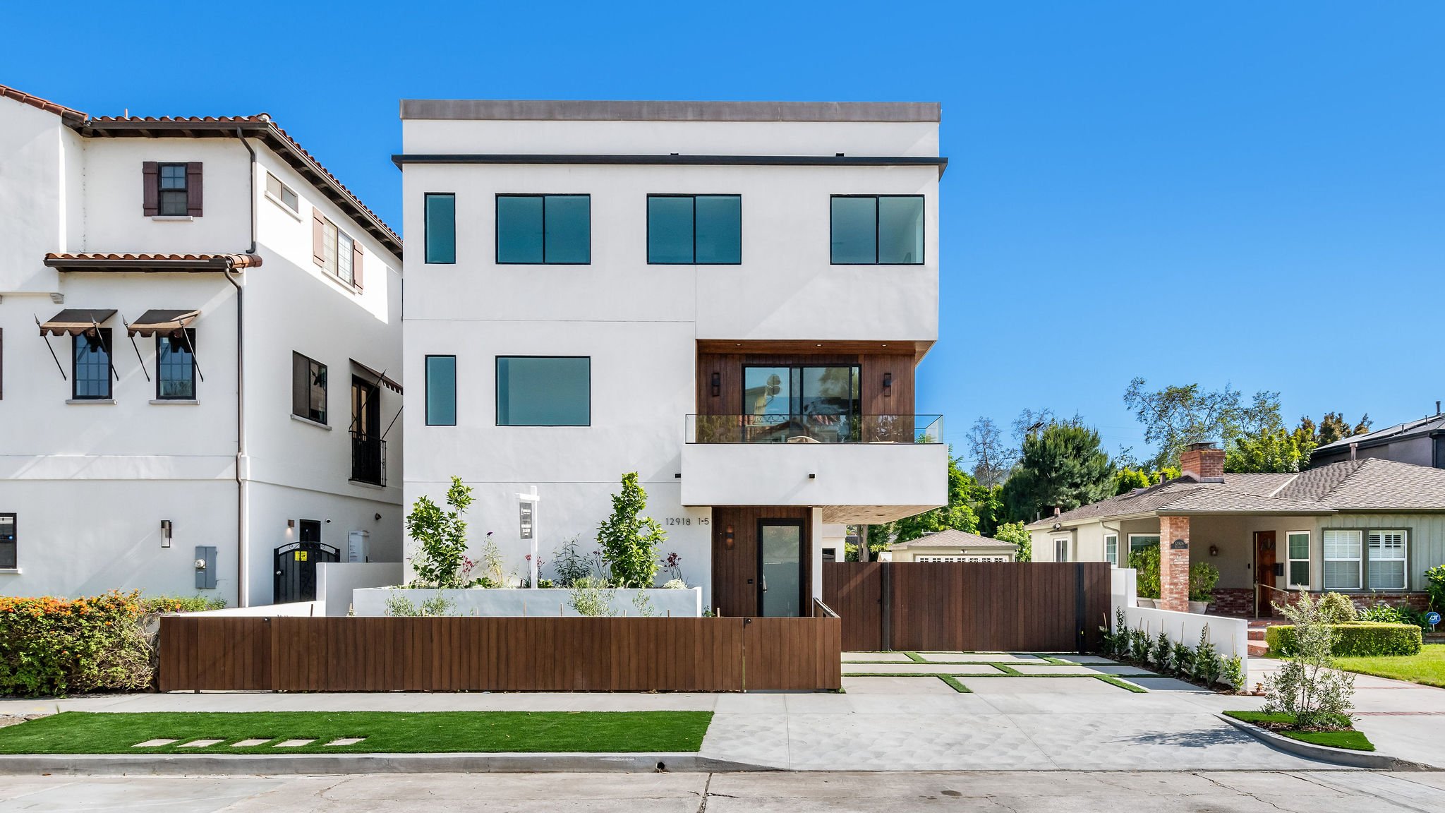12918 Bloomfield