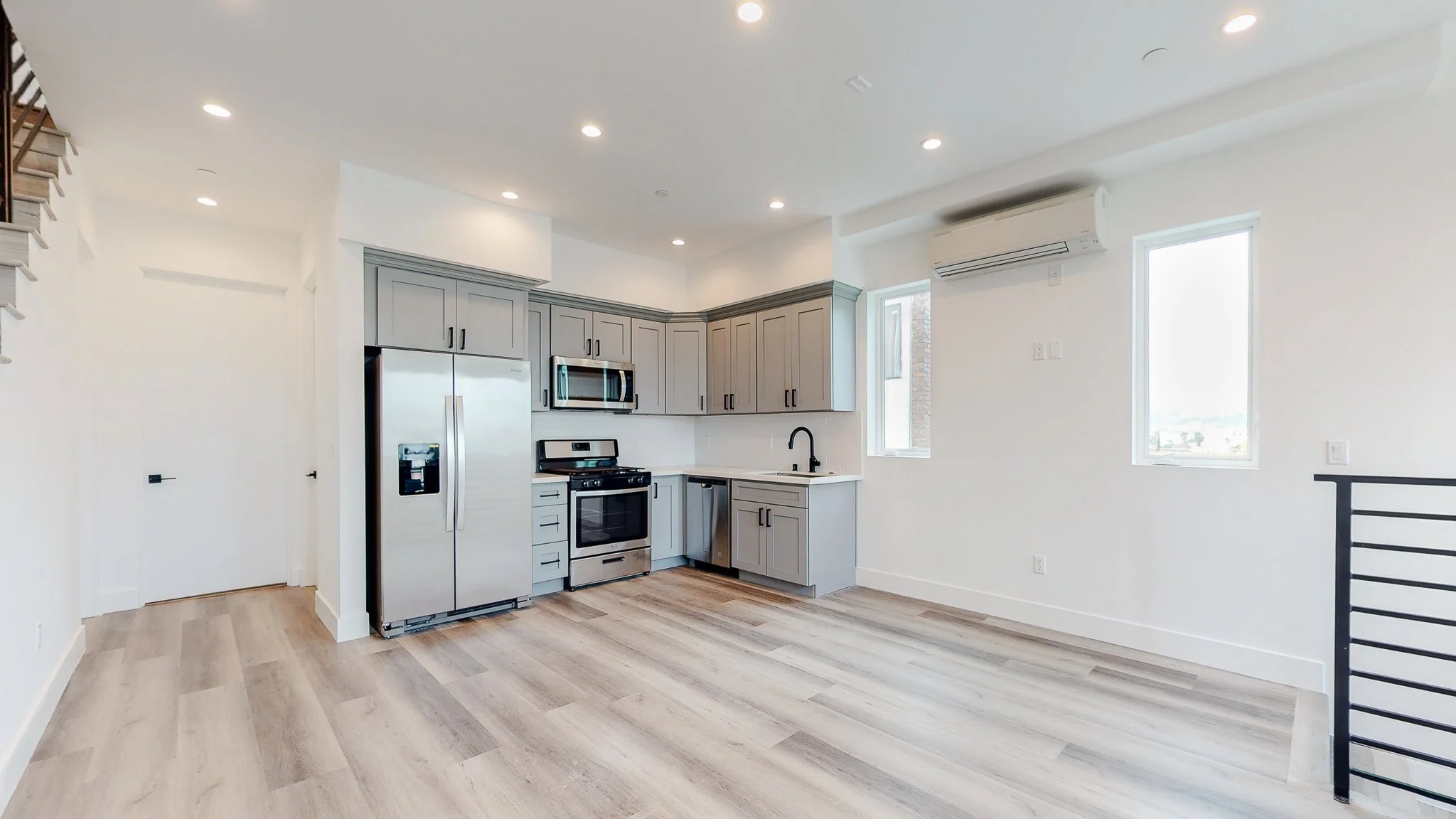 525-N-Normandie-Ave_LA360VR-8.jpg