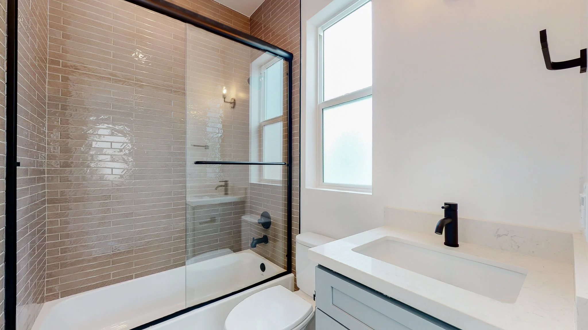 525-N-Normandie-Ave_LA360VR-16.jpg