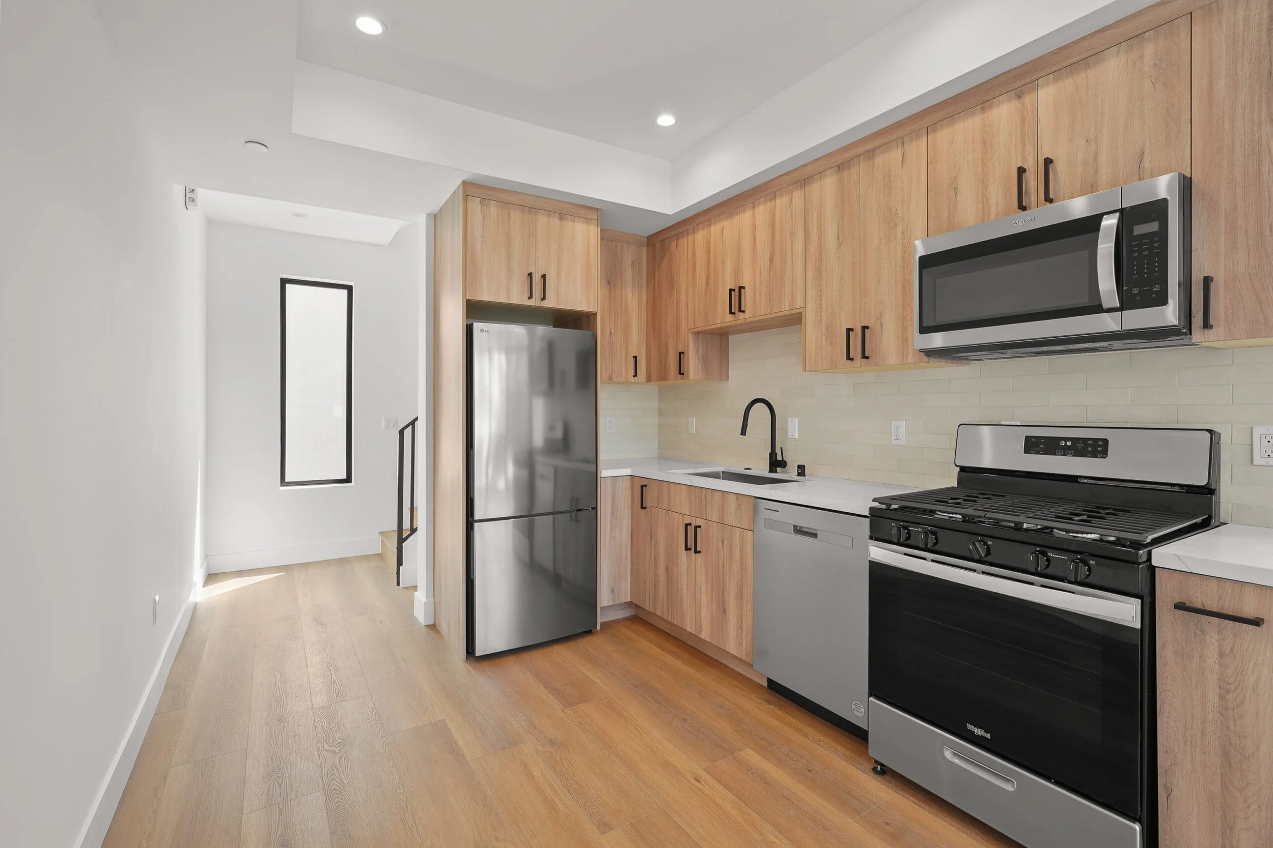 966-Sanborn-Ave_LA360VR-13-1-scaled.jpg