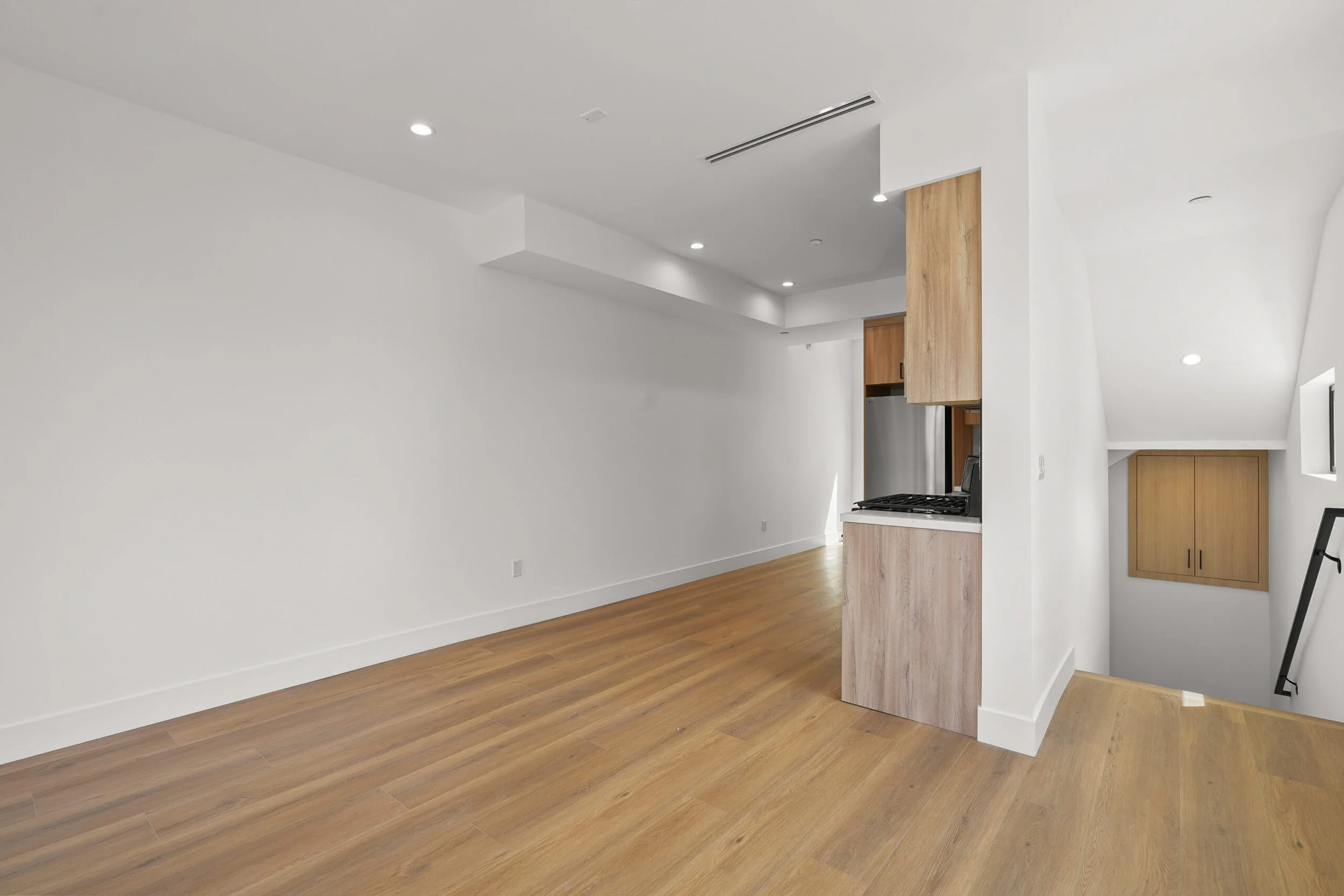 966-Sanborn-Ave_LA360VR-7-1-scaled.jpg