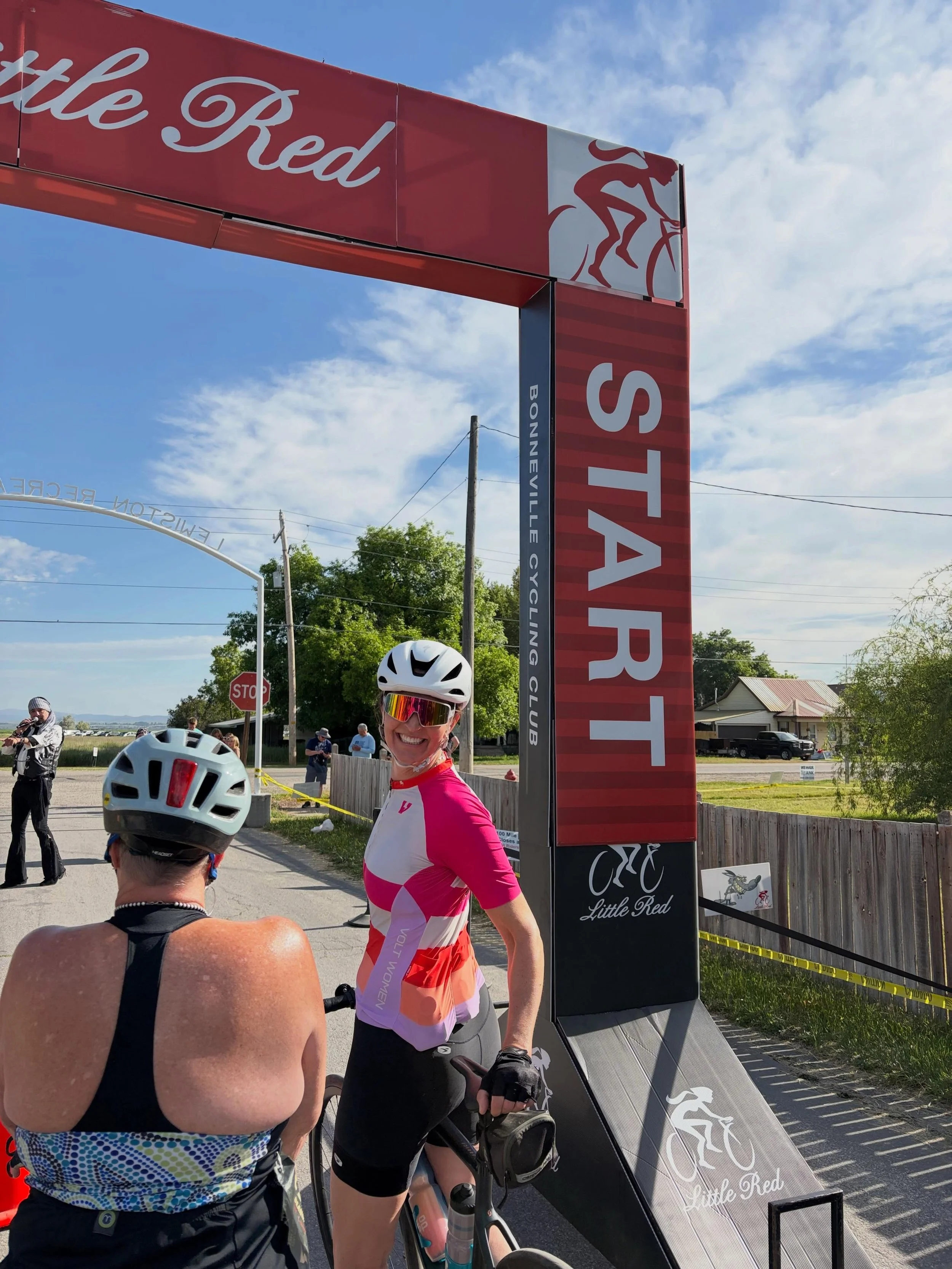 Little Red ❤️🚴&zwj;♀️
Riding for community, connection, and breast &amp; gynecologic cancer research at Huntsman. Honored to ride alongside these incredible survivors!  Thanks team!