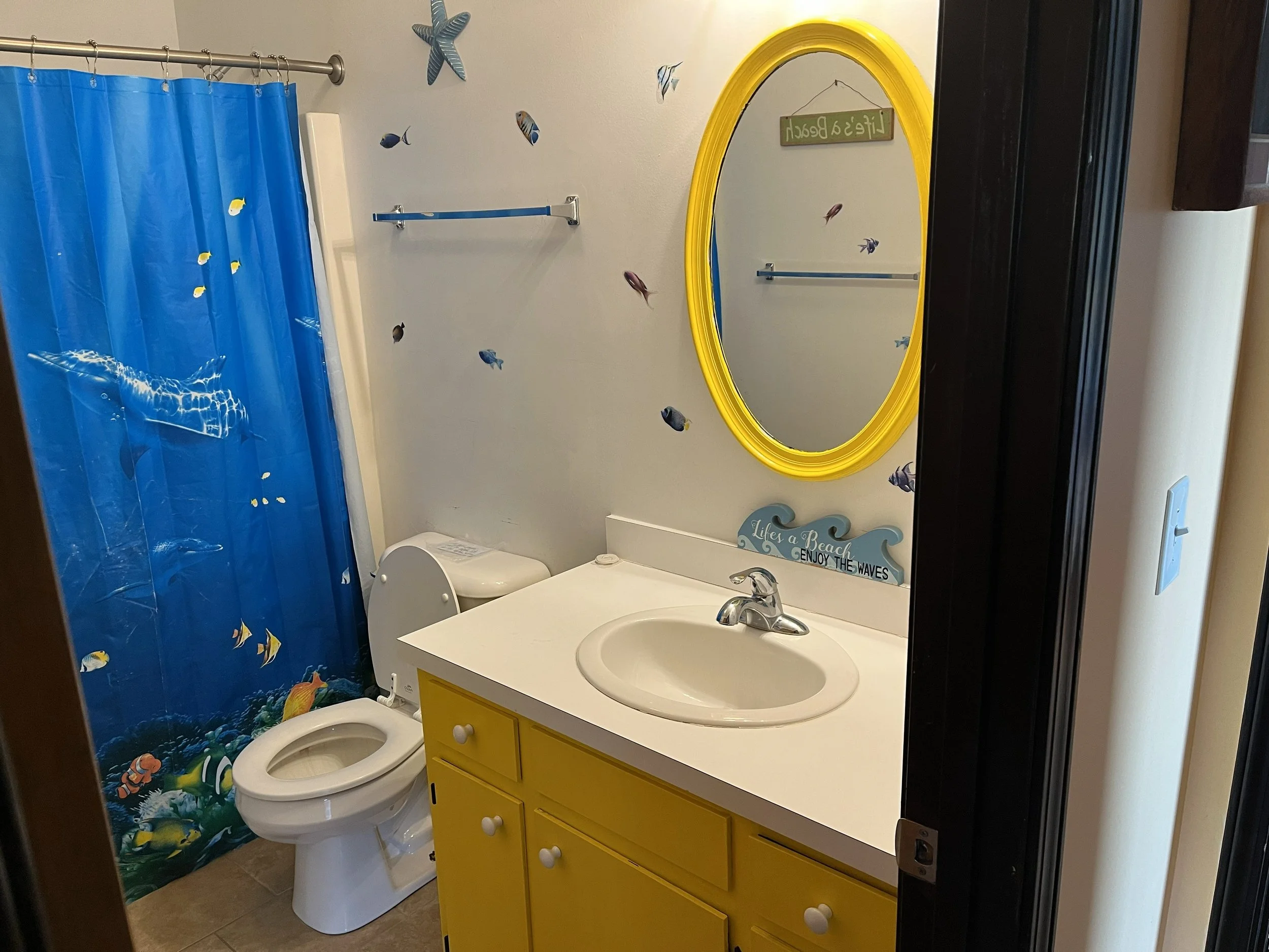 Hall full bath