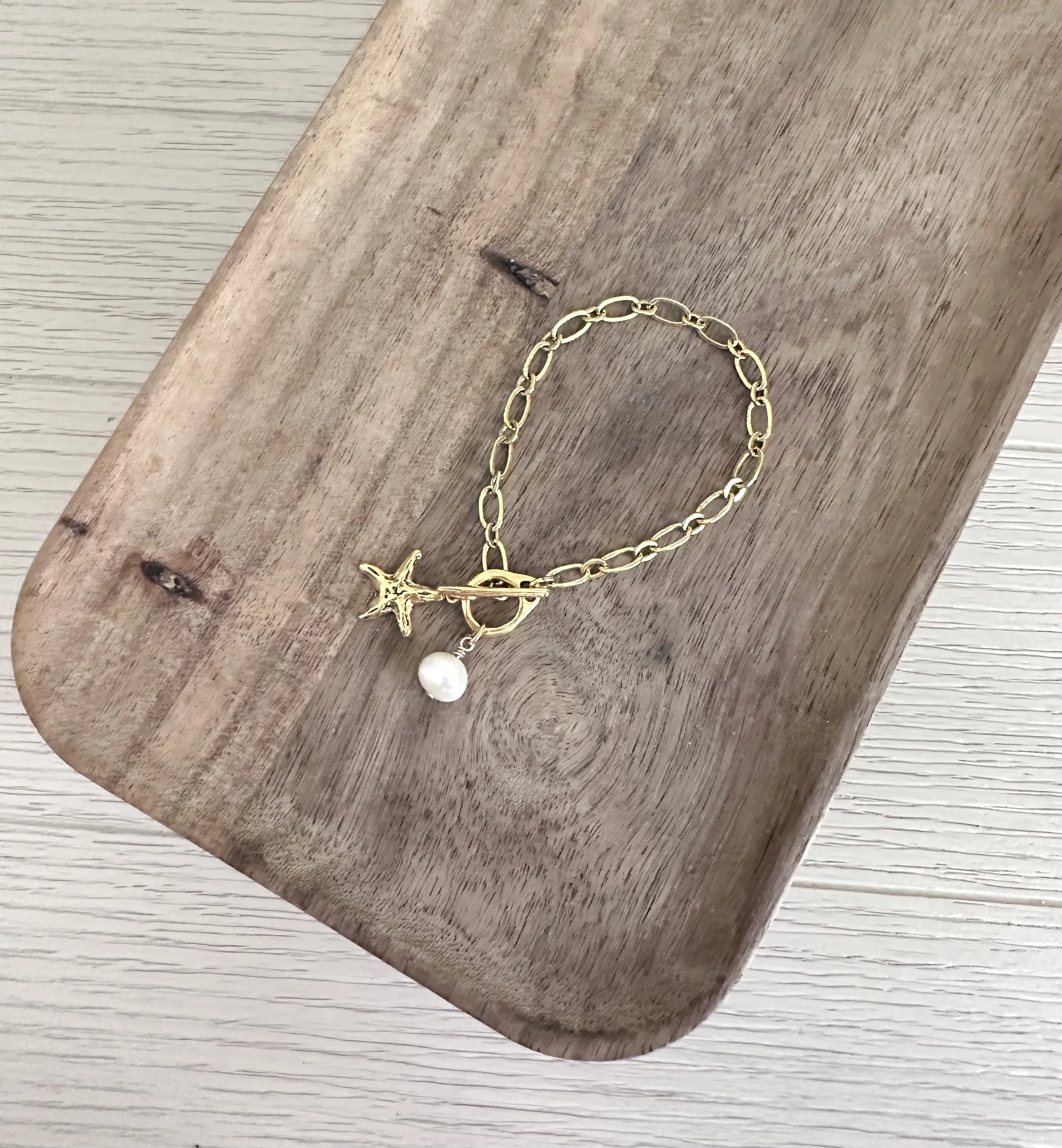 The Starfish & Pearl Bracelet