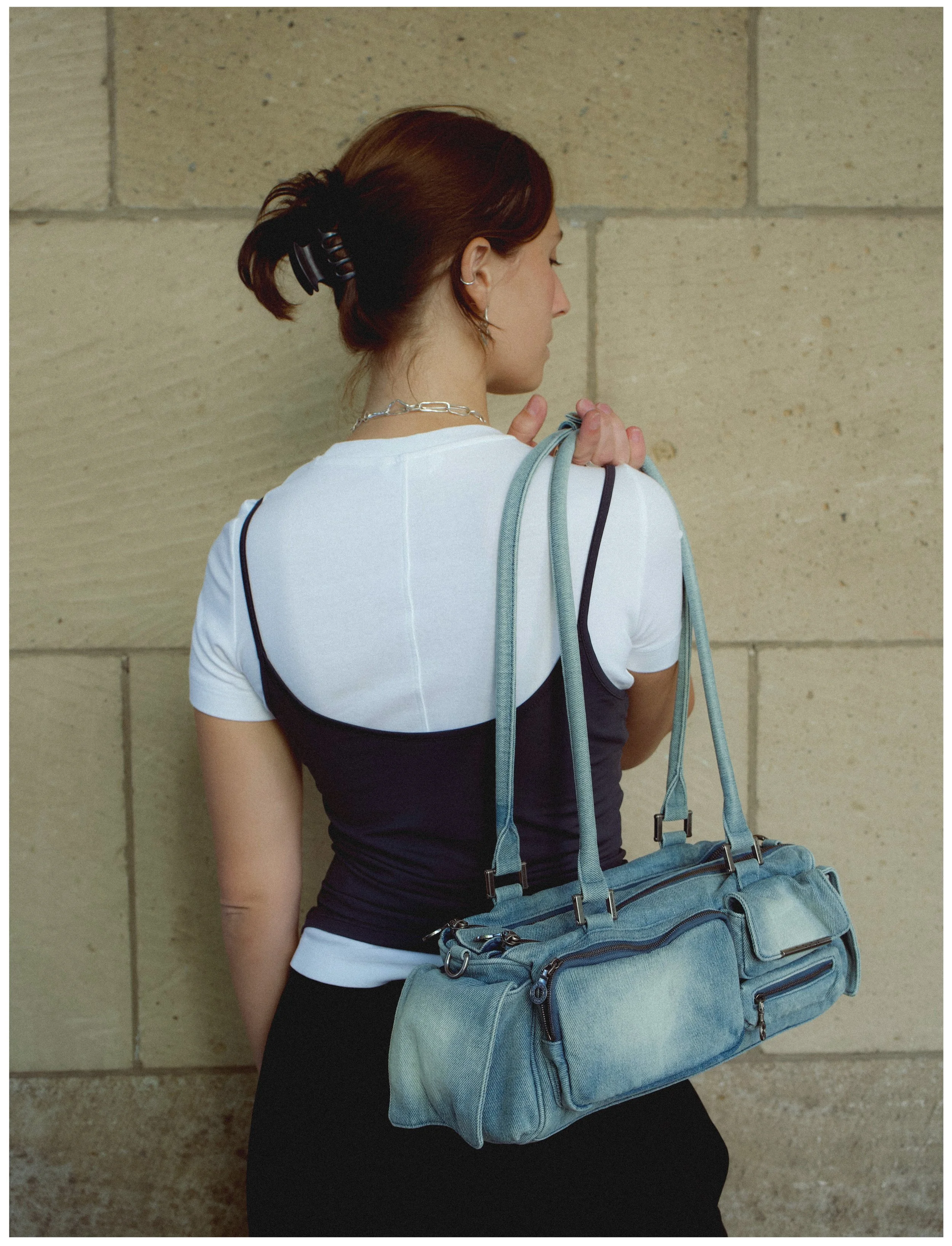 aest-bag1.jpg