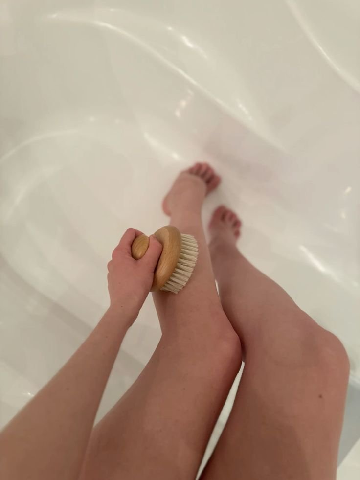 Your MLD Treatment’s Best Friend: A Guide to Dry Body Brushing