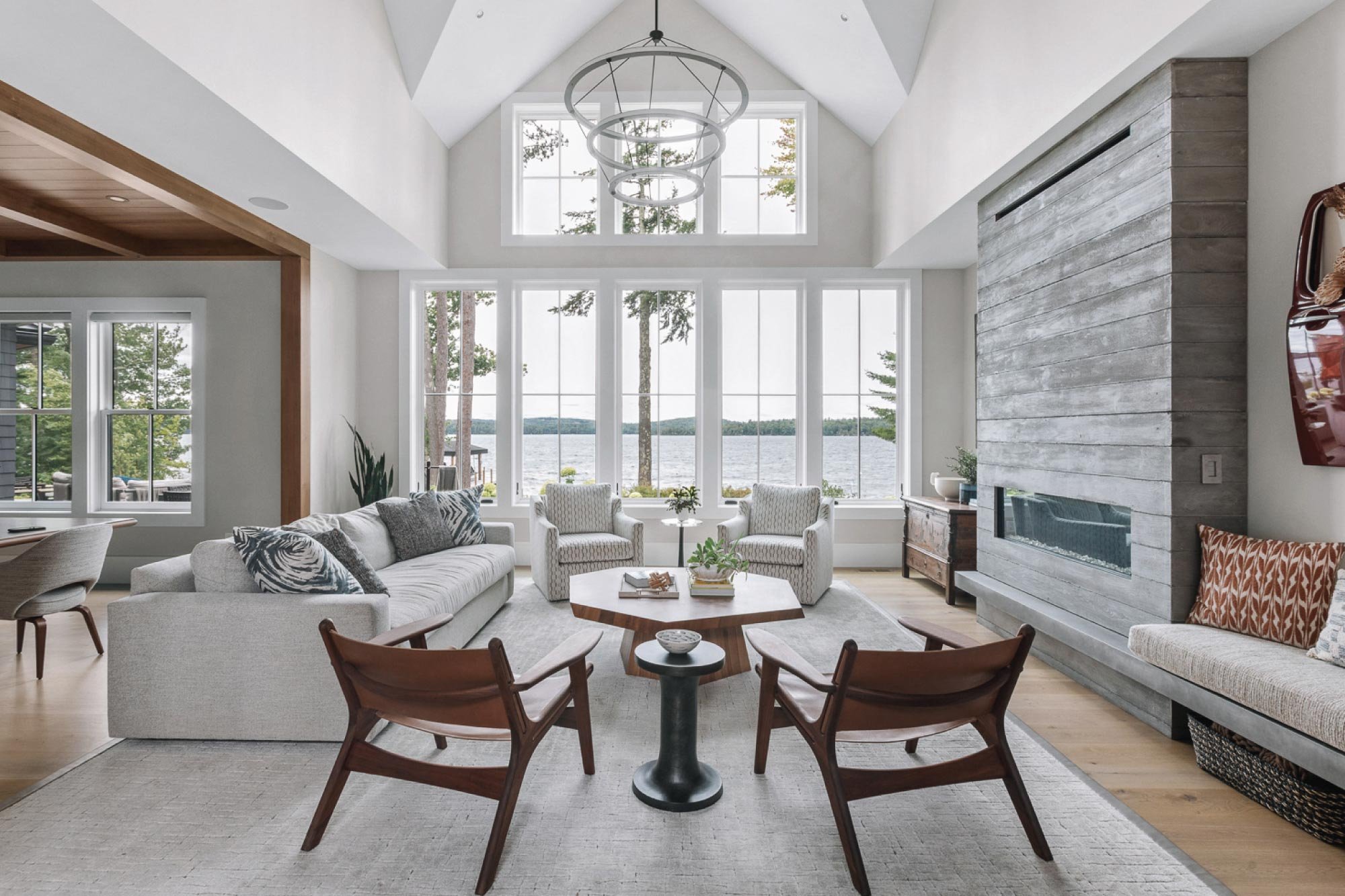 Lakeview-Oasis_Residential-Design-Great-Room_1.jpg