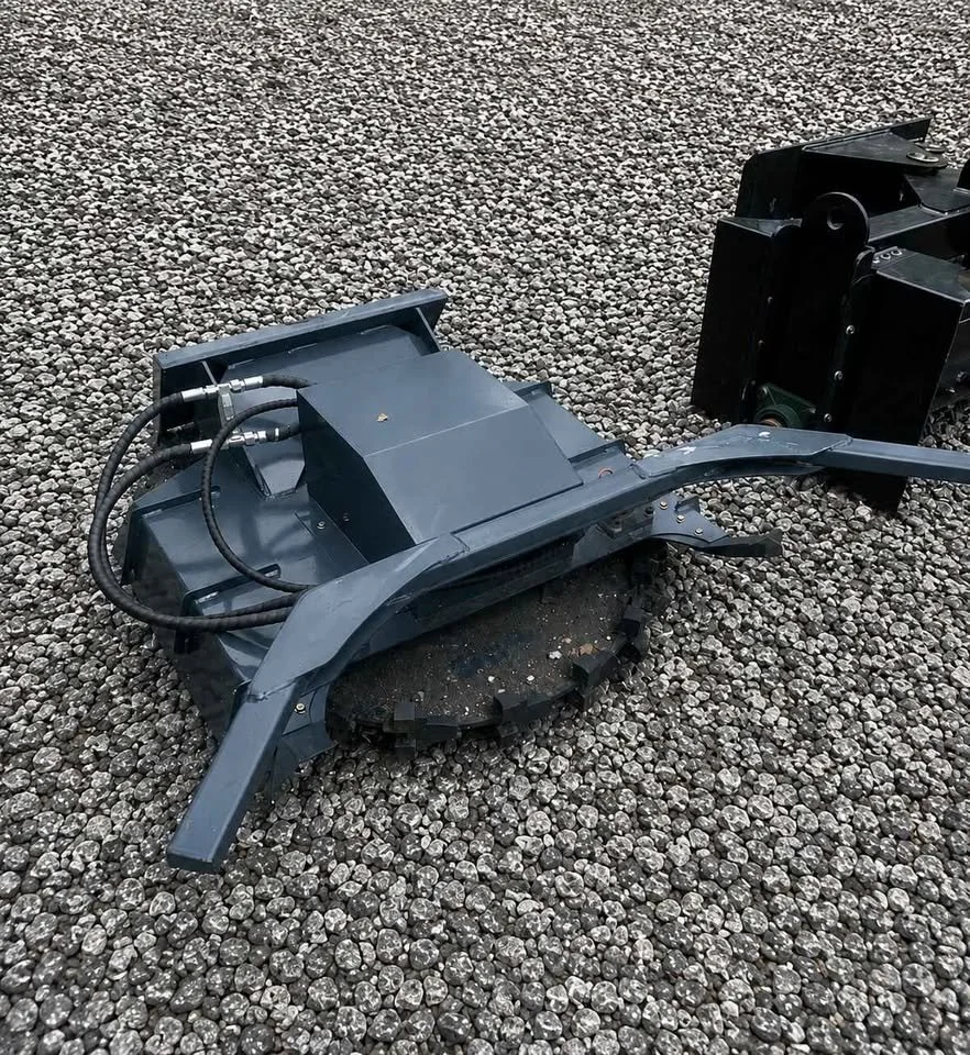 Mini skid steer rotary disc mulcher