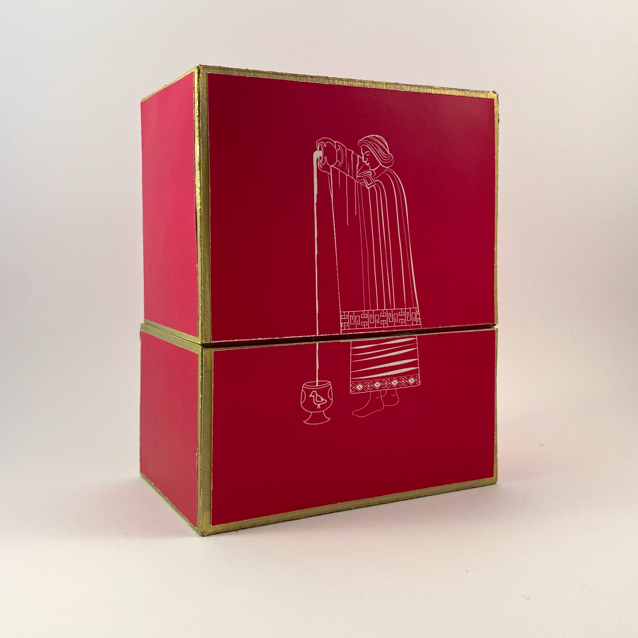 Indígena Chocolate, front view, box exterior 02