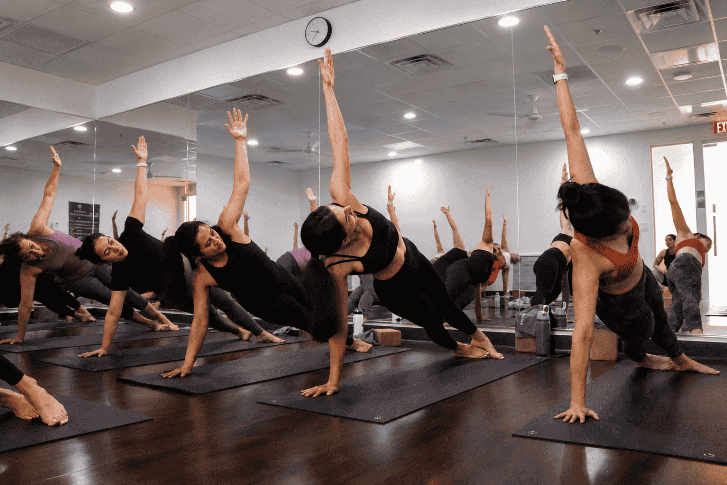 SWEAT.HEAT.BEATZ. | High-Energy Yoga & Strength Fusion