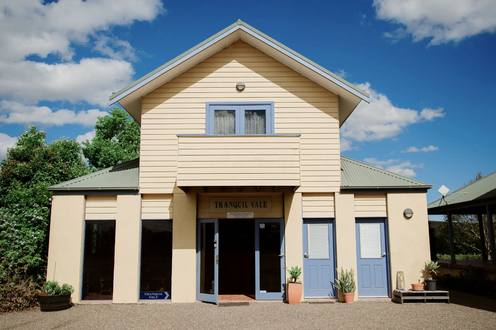 Tranquil Vale Farmstay 1 - Airbnb
5 guests, 2 bedrooms, 3 beds, 1 bath