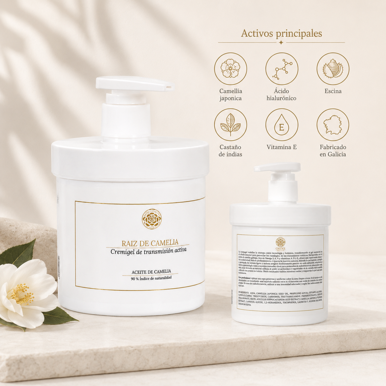 Dos frascos blancos con etiquetas que contienen productos de camelia, junto a flores de camelia y una lista de ingredientes y beneficios asociados a los activos principales como camelia japonesa, ácido hialurónico, escina, castaño de indias, vitamina E y que se fabrican en Galicia.