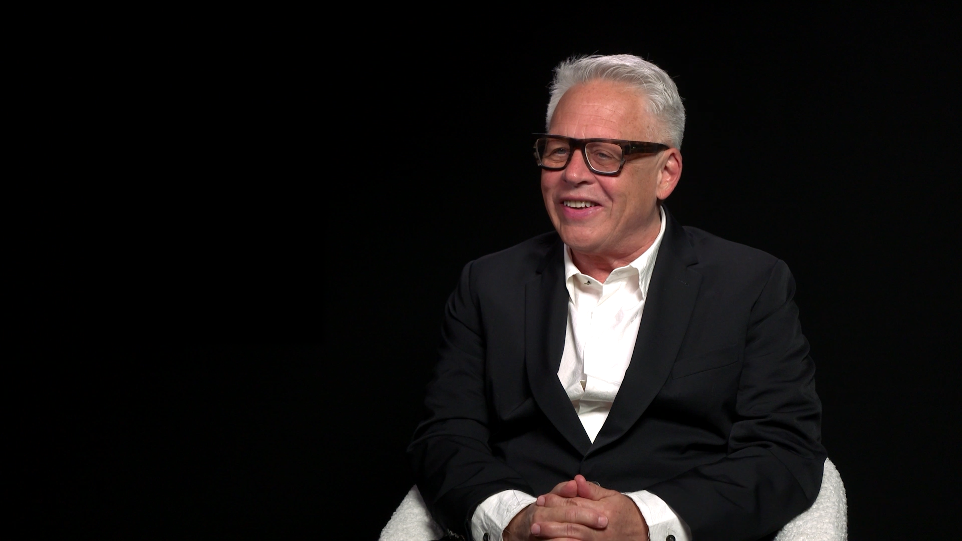 Bill Condon on Weaving Fantasy and Reality in Kiss of the Spider Woman