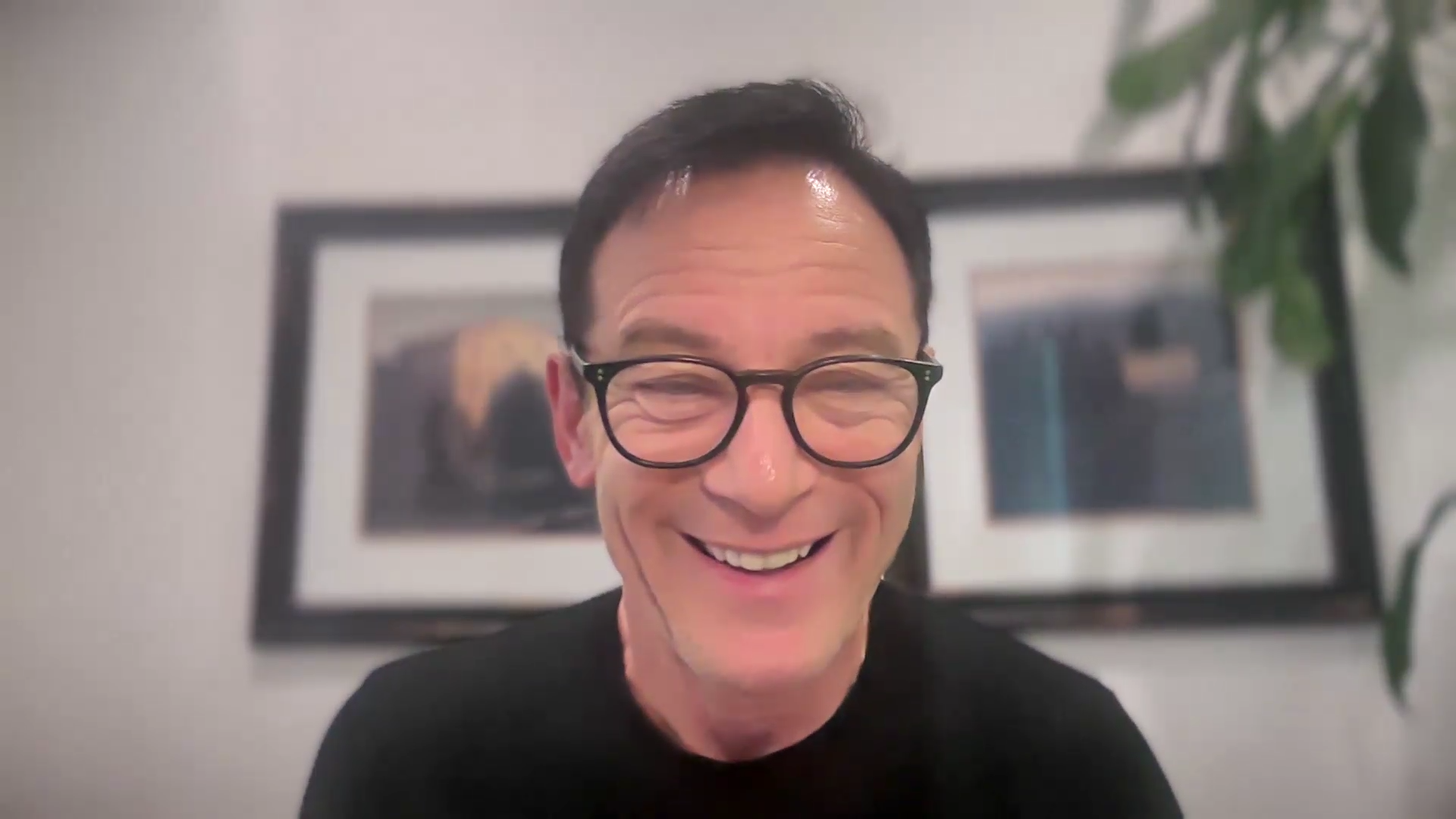 Jason Isaacs on Checking in to The White Lotus