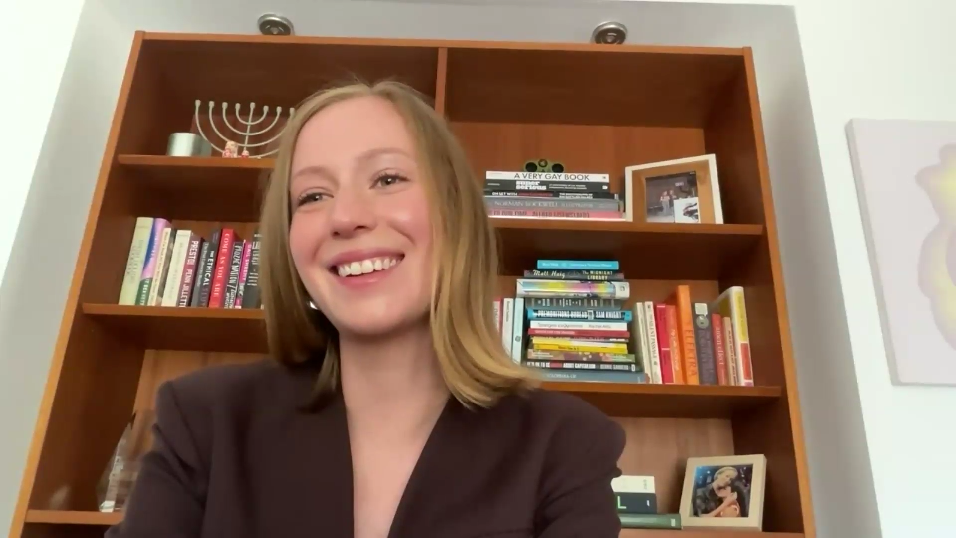 Hannah Einbinder on Bringing Her Comedic Foundation to Hacks
