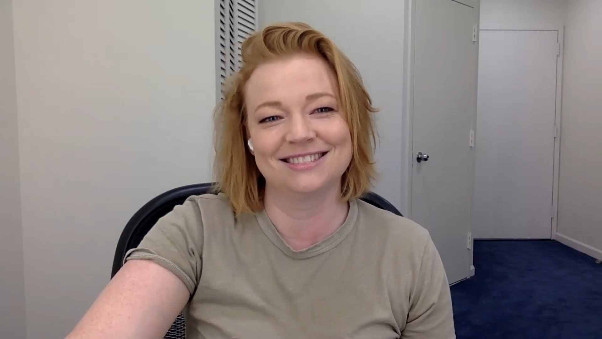 Sarah Snook and The Freedom of Not Performing for the Camera