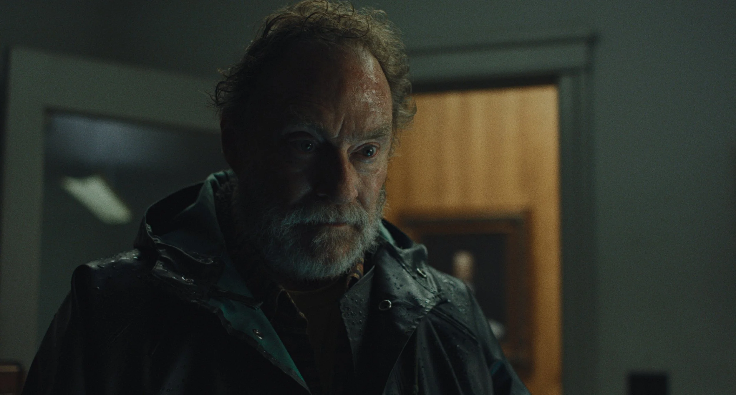 Stephen Root Talks “Widow’s Bay” Success, Creative Choices, and What’s Next for Season 2