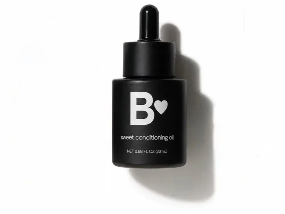 BLACK BOTTLE DROPPER OIL SERUM BROWS LOGO SWEET CONDITIONING OIL