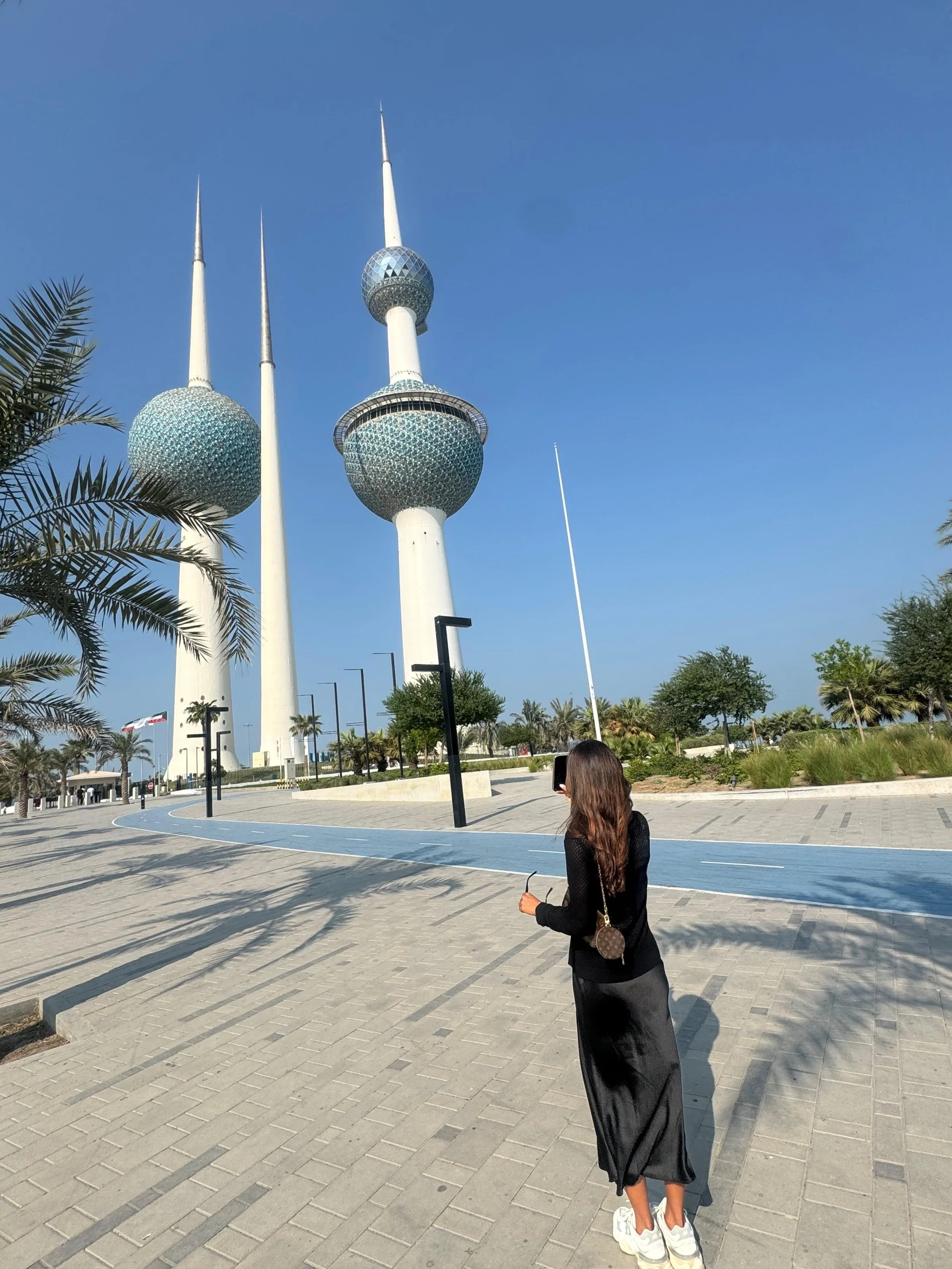 KUWAIT, THROUGH MY CAMERA ROLL!! 🇰🇼🥹🤍

A little bit of Pilates, a lot of good food, new places, sweet moments with my mama, and memories I&rsquo;ll be holding onto for a LONG time!! 💕

Life lately has been pretty special. 🥹

So much love for th