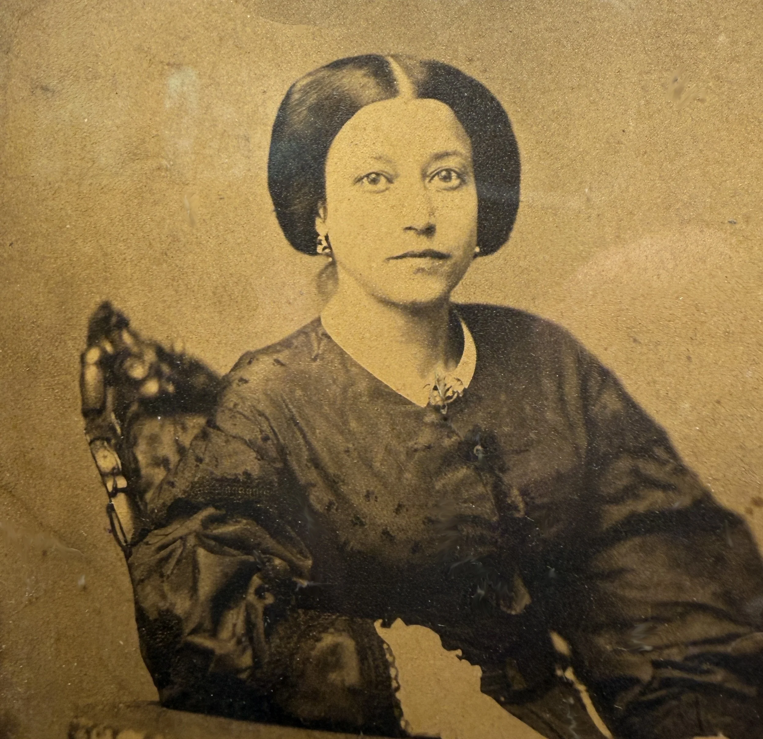 Old photo of a woman.