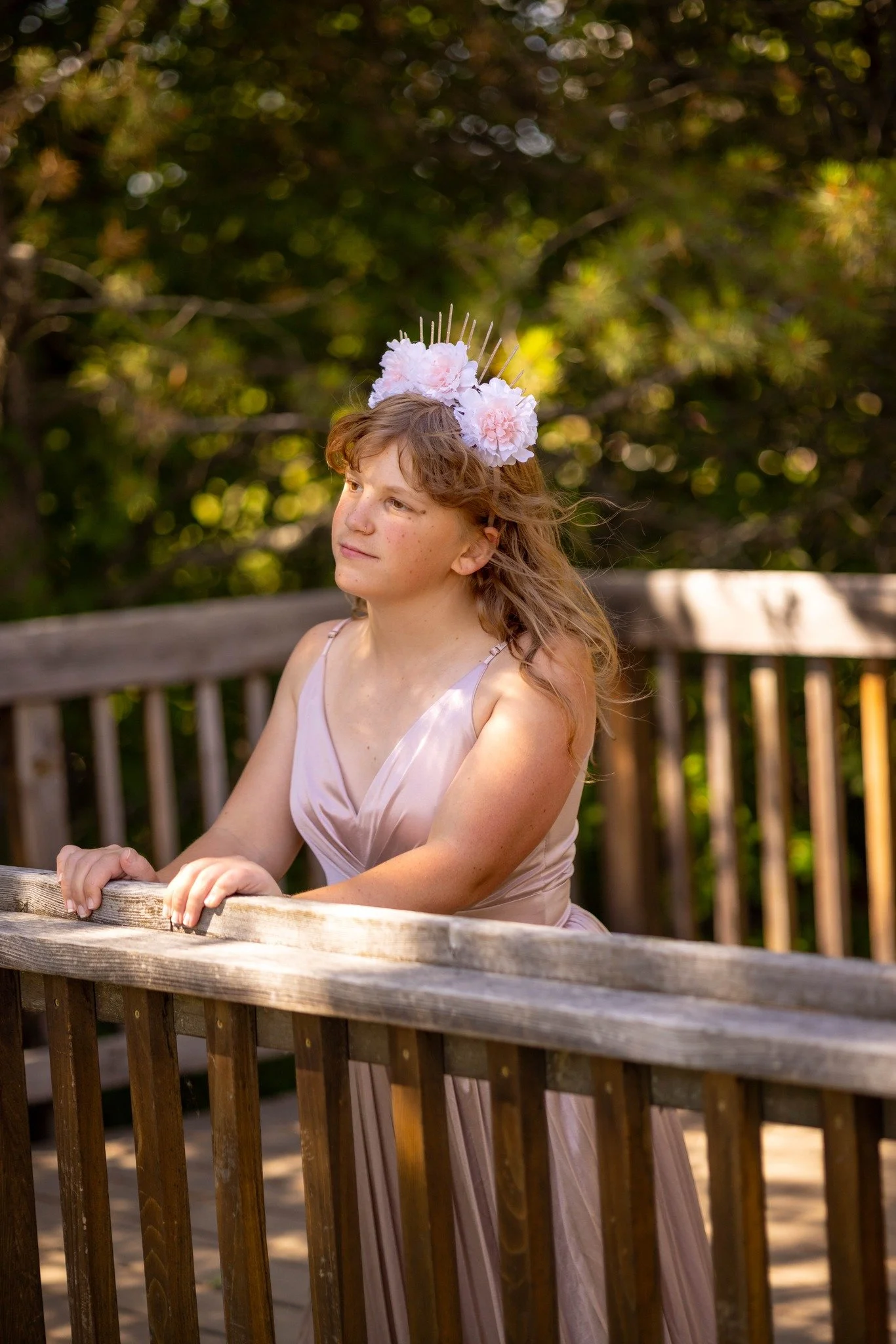 Tiny but mighty! 

Anna might stand just under 5' tall, but I'm pretty sure her personality stands taller than everyone she knows. When I asked if she would be up for putting on a pretty dress and letting me follow her around the gardens taking photo