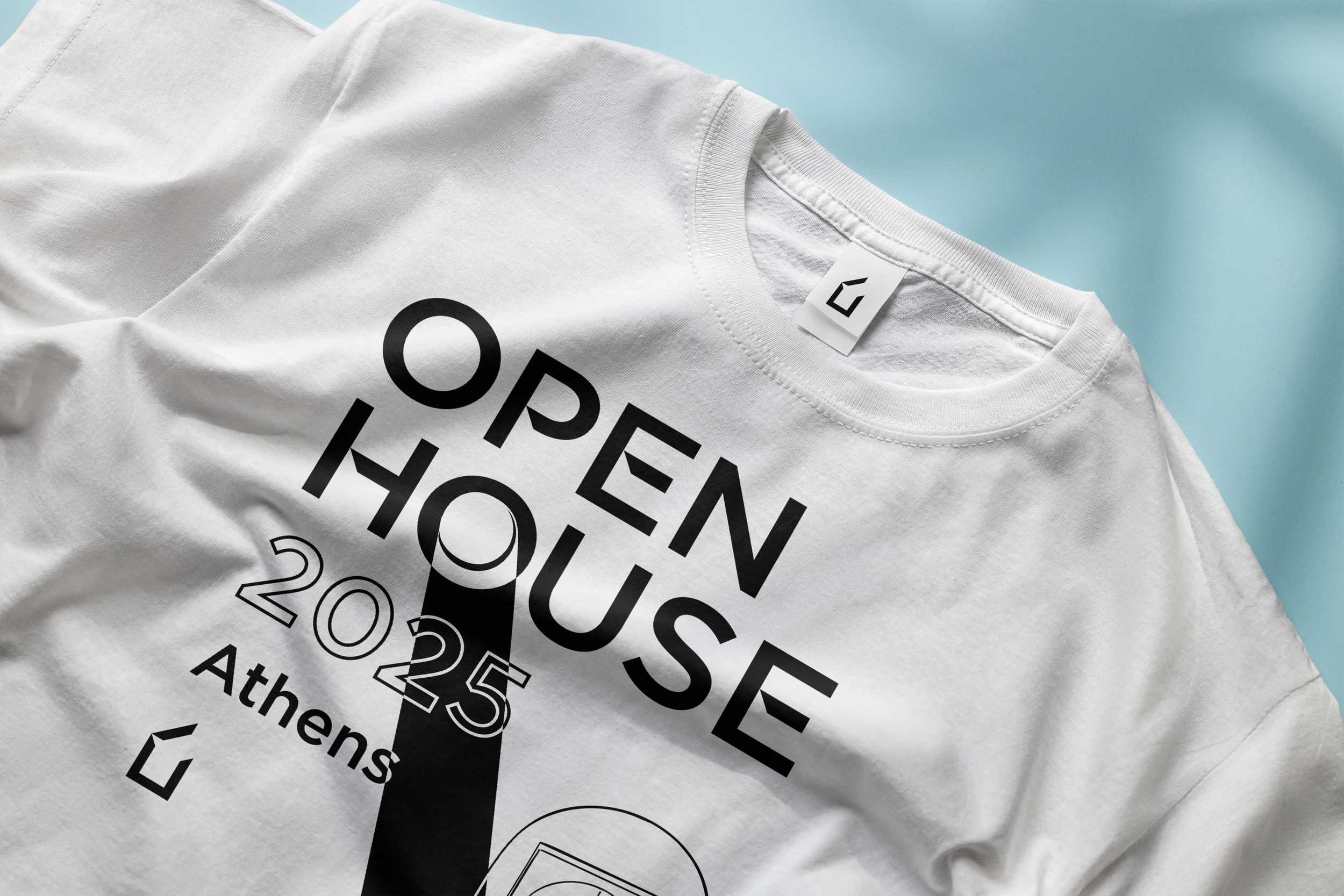 Cropped_T-Shirt_Mockup0.png