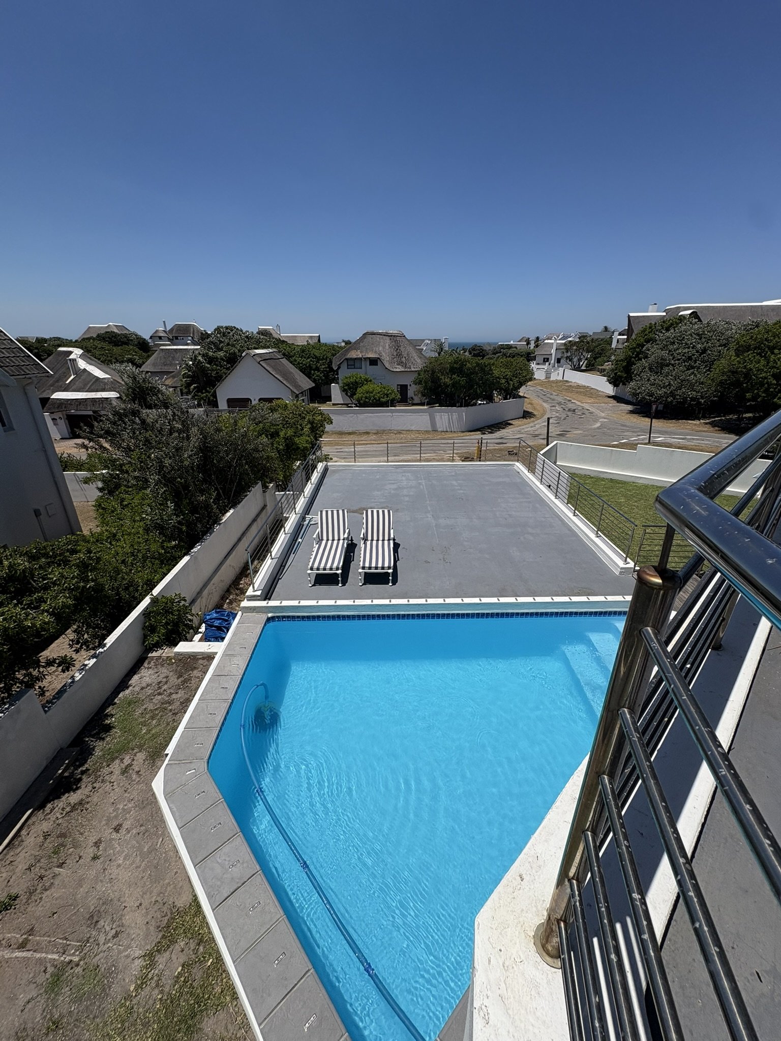Pool view from upstairs balcony