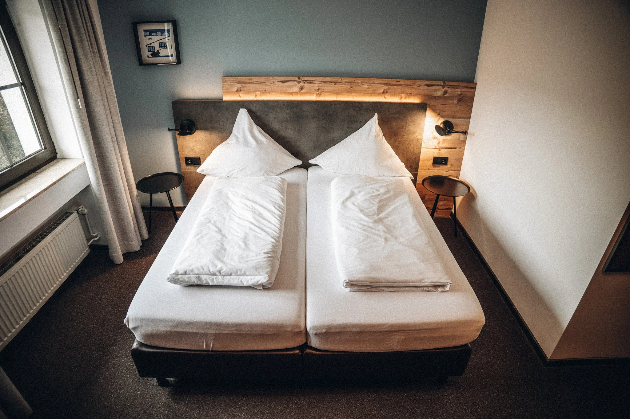 Helles Doppelzimmer im Hotel Zum Schwarzen Bären – Hotelfotografie Koblenz