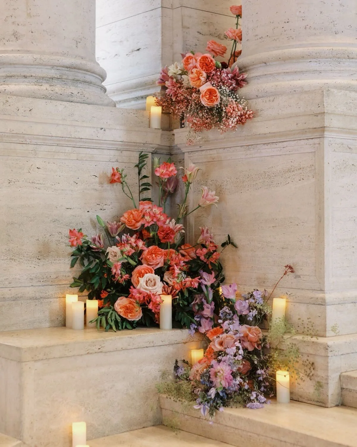 When contrasting textures tell a story...
.
Planning + Design @carrieelizabethevents
Venue @asianartmuseum
Photo @niravpatelweddings
Rentals @brighteventrentals
Florals @ampersand_sf
