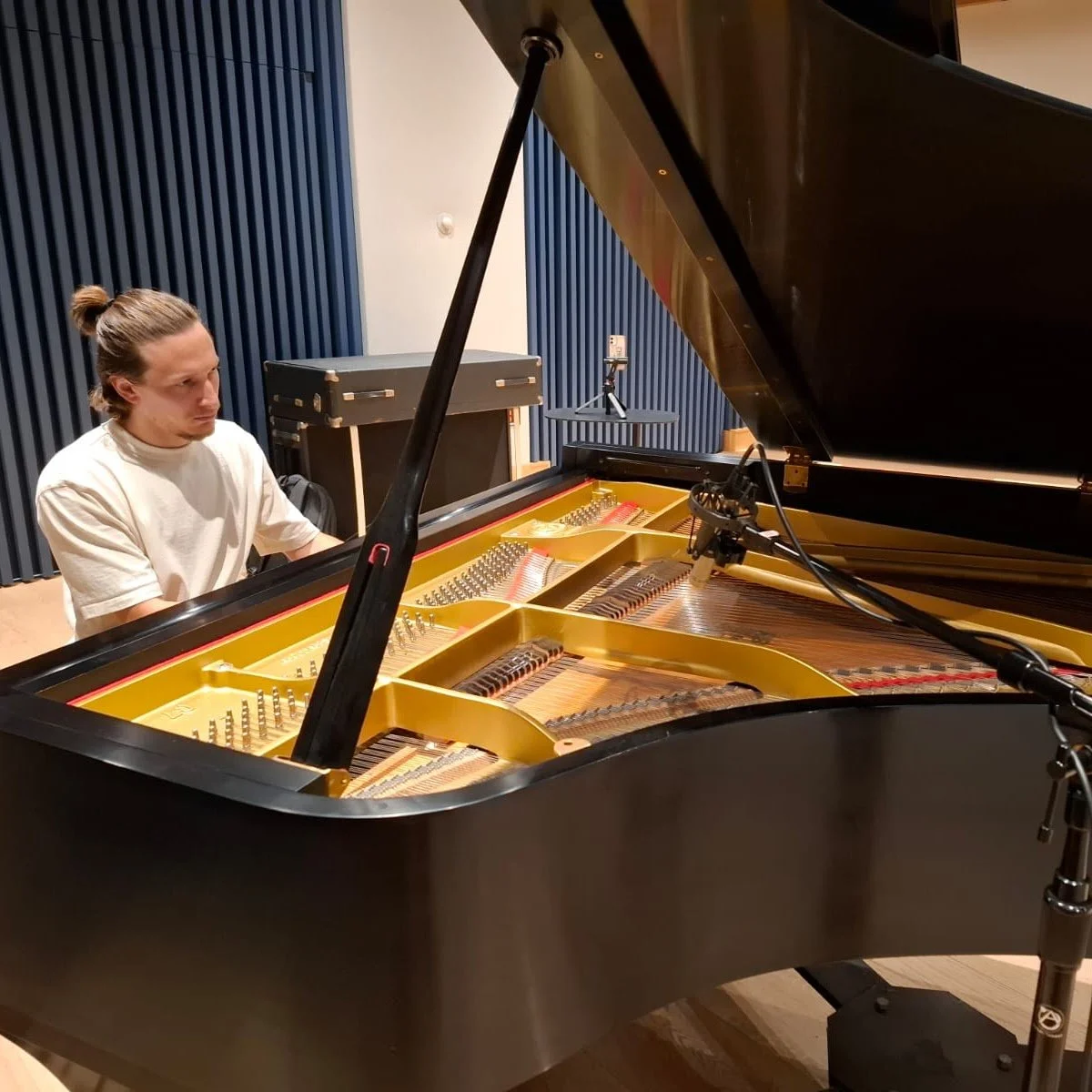 Quartet - Piano and Vocals - Glenwood Place Studios - 768kHz 24b